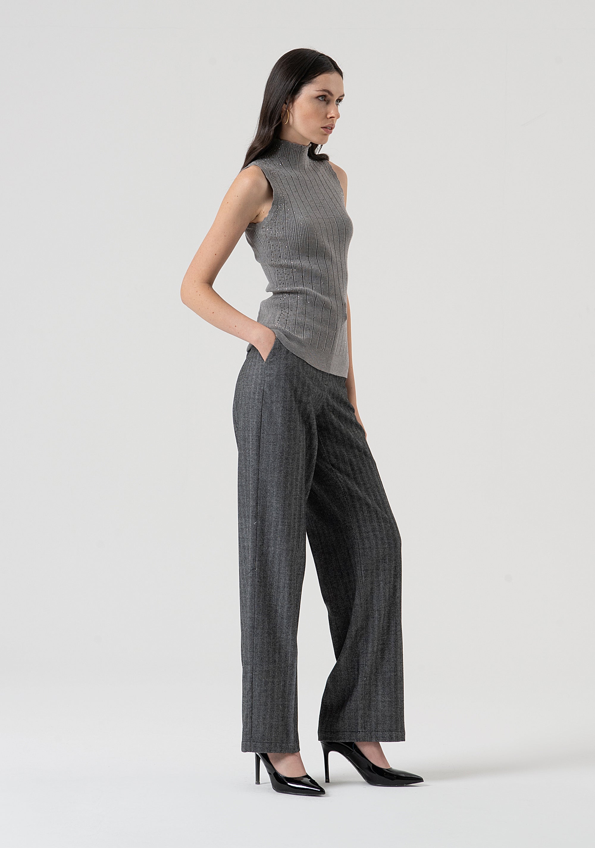 Pantalone regular in fantasia spigata
