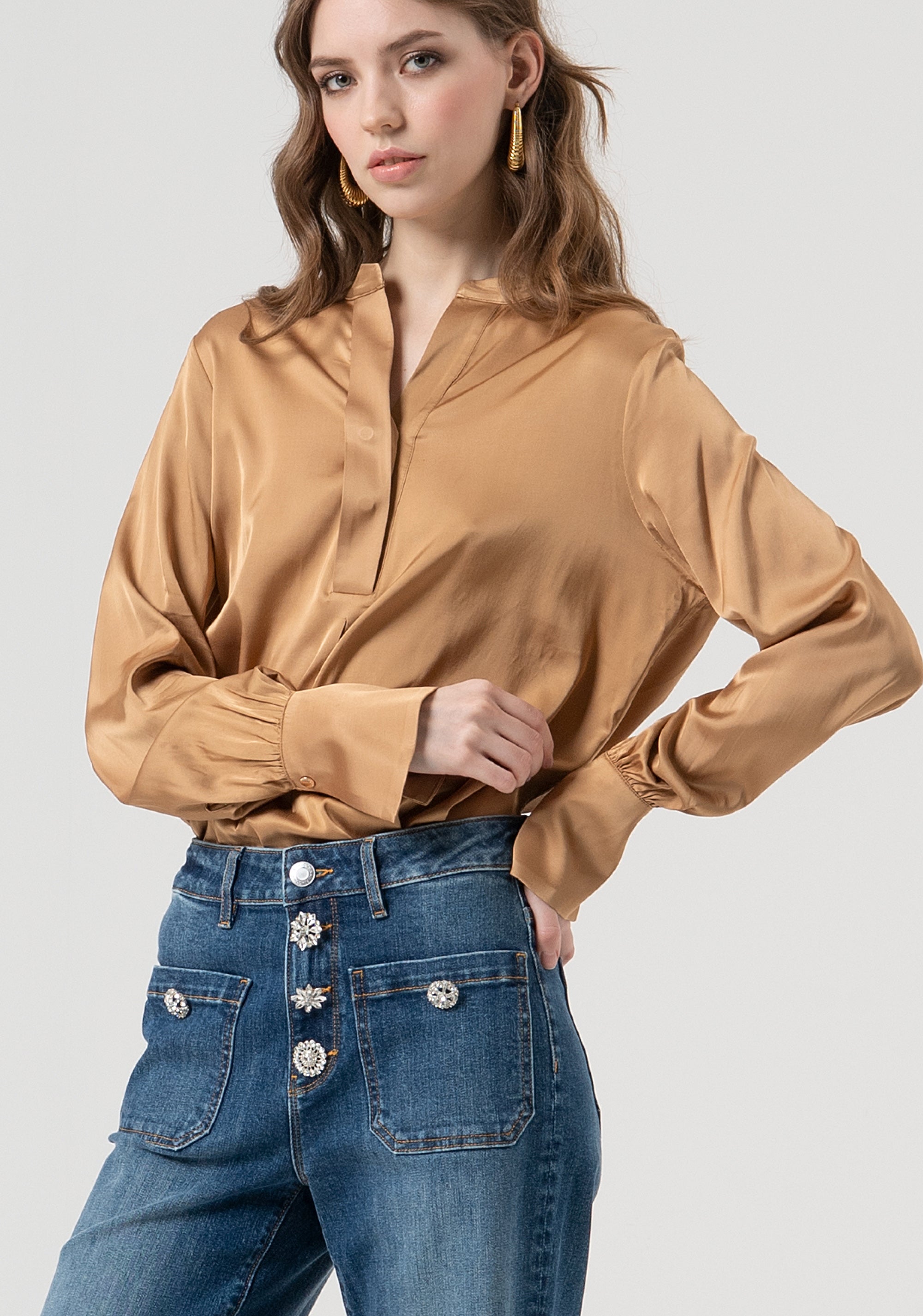 Jeans flare in denim con lavaggio medio FR25WV2011D401P2-A99 Fracomina