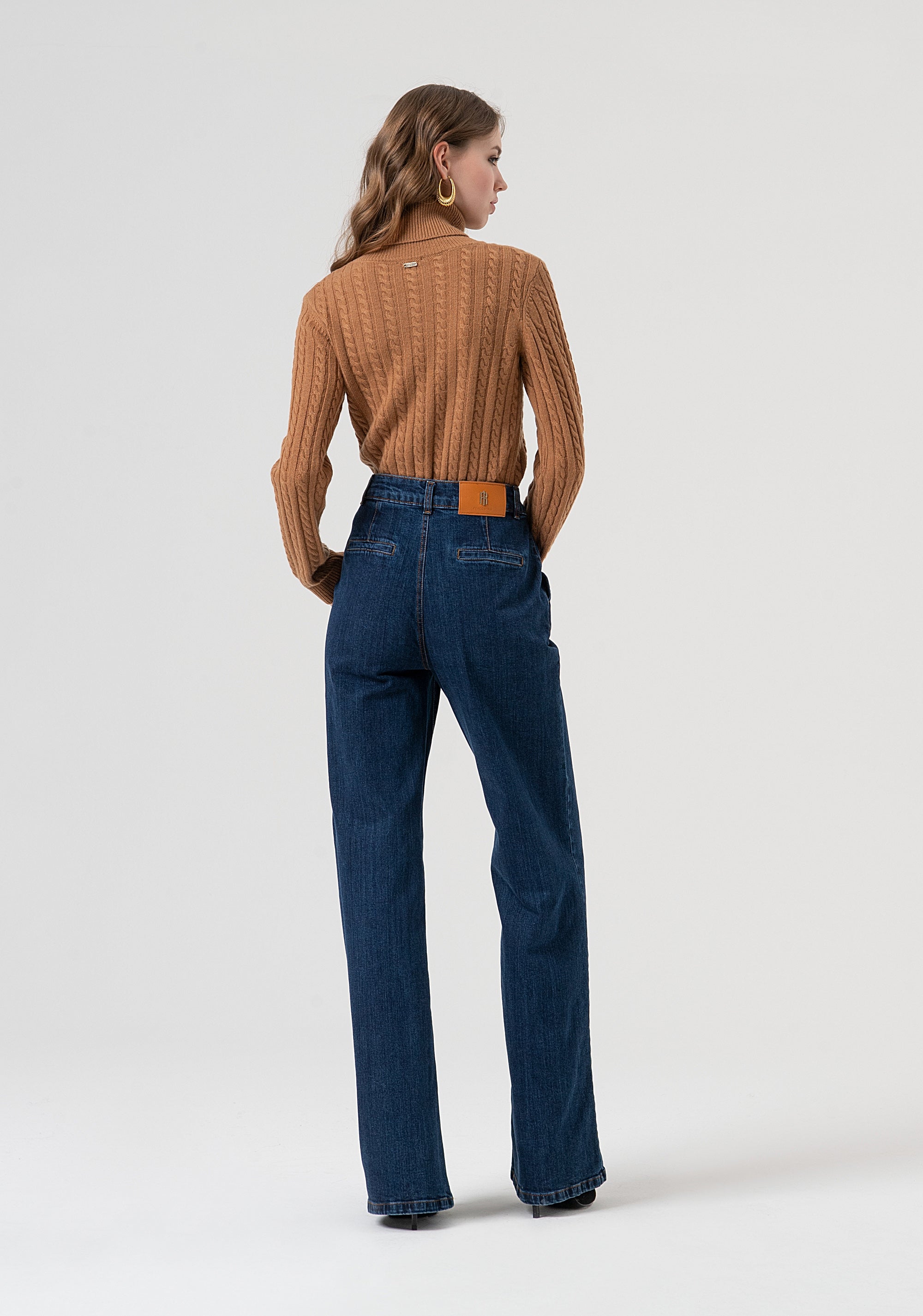 Pantalone flare in denim con lavaggio scuro FR25WV2025D45002-987 Fracomina
