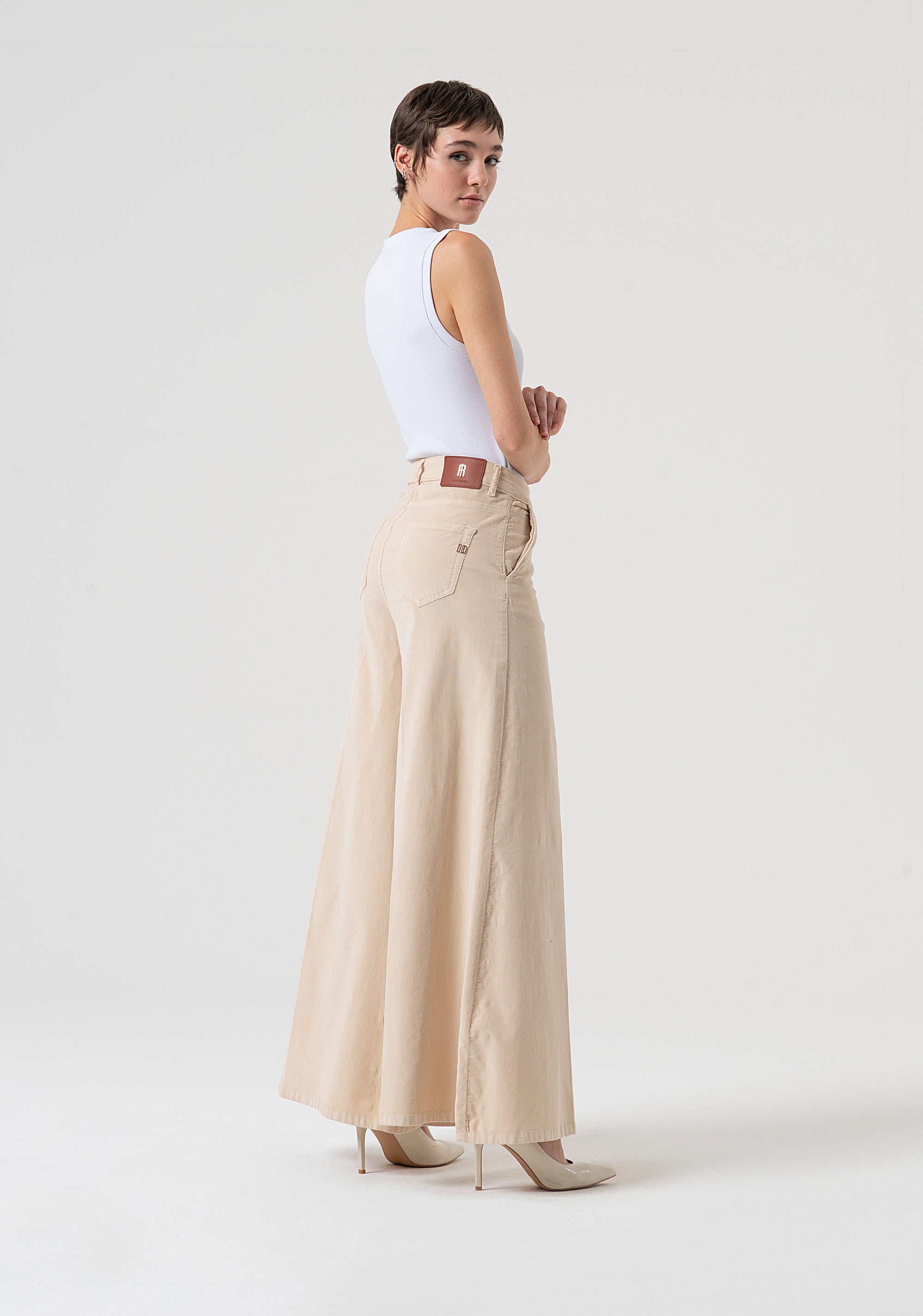 Pantalone super flare in velluto 1000 righe FR25WV3014W56901-508 Fracomina