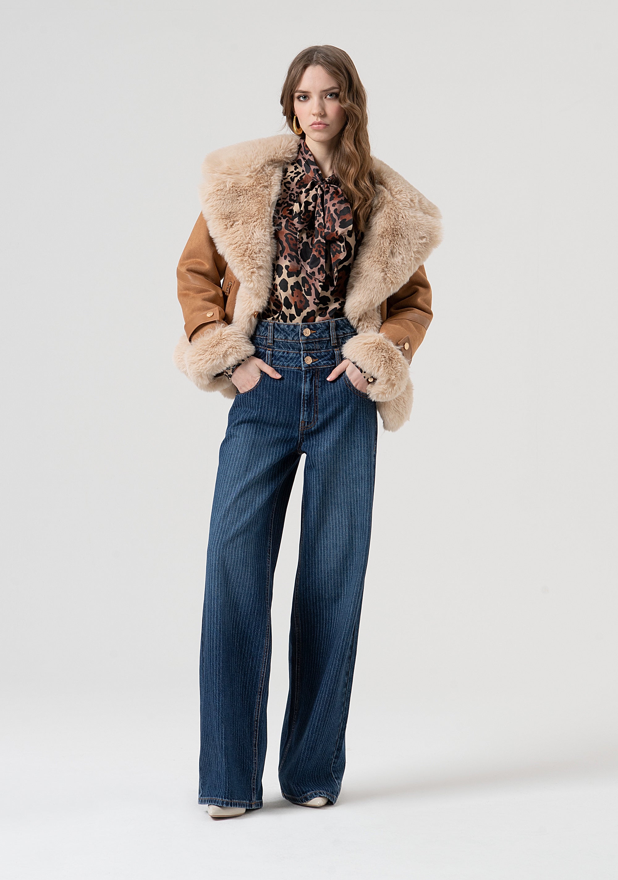 Jeans flare in denim gessato con lavaggio vintage FR25WV3020D419F8-T64 Fracomina