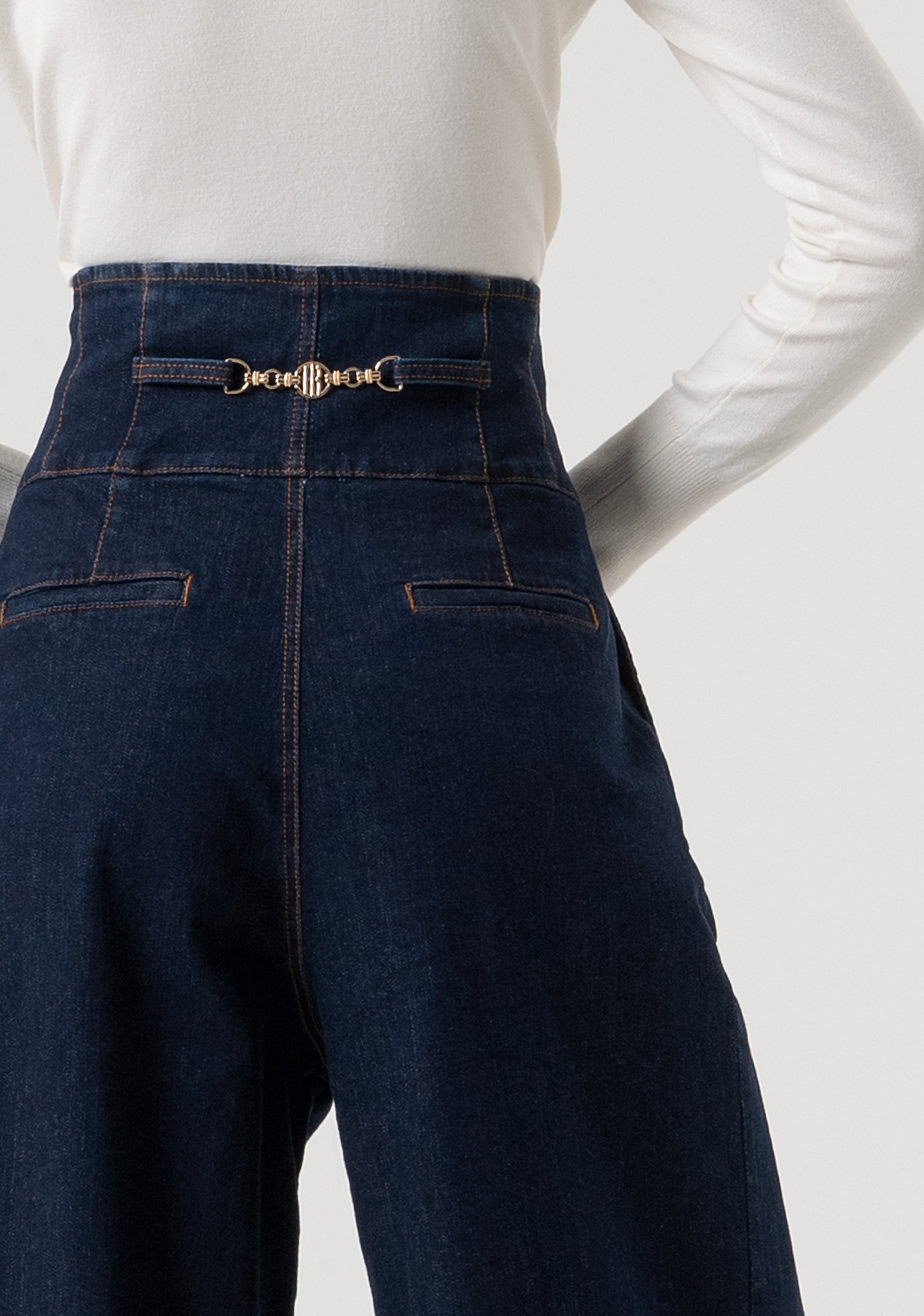 Jeans wide a palazzo in denim con lavaggio scuro FR25WV3024D46493-L23 Fracomina