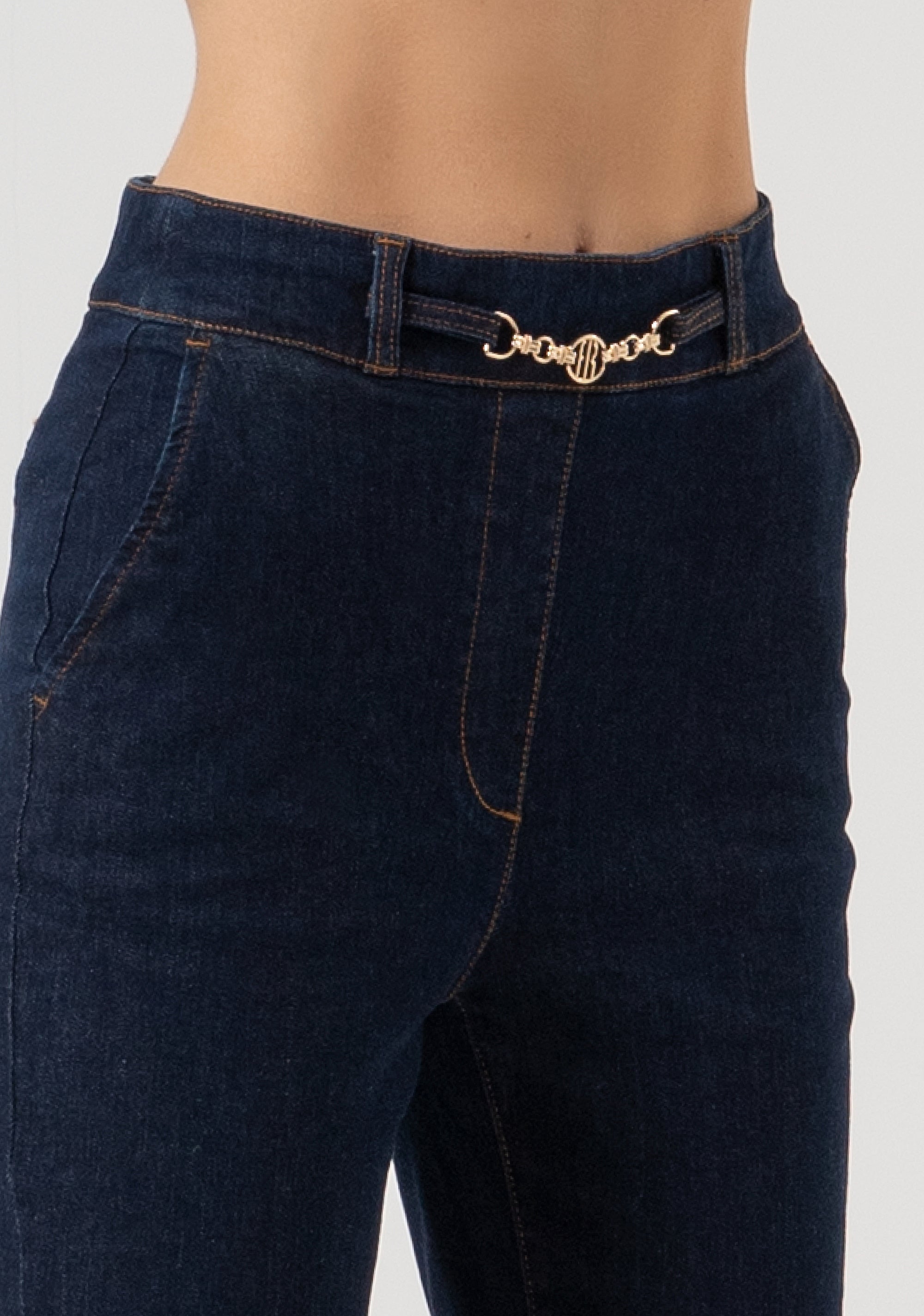 Jeans regular chino in denim con lavaggio scuro FR25WV4007D46493-L23 Fracomina