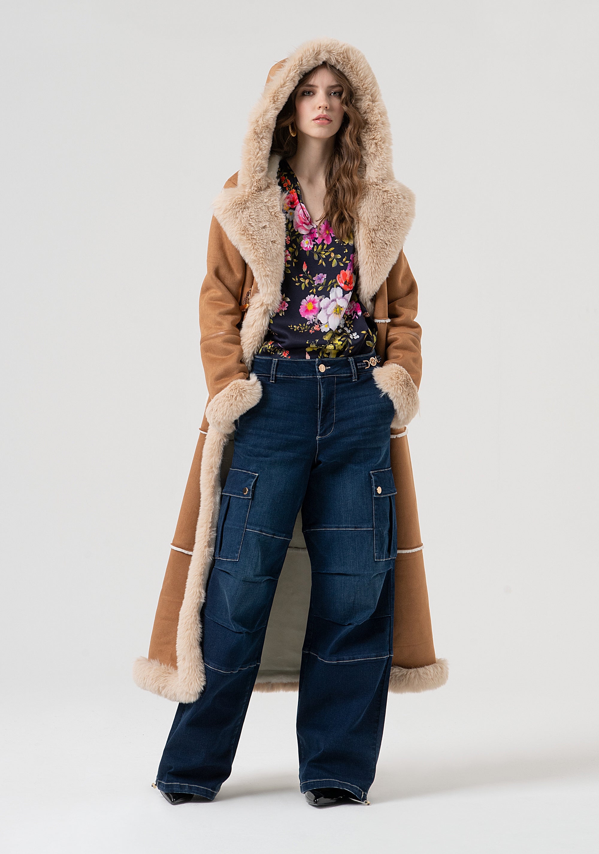 Jeans cargo in denim con lavaggio scuro FR25WVC008D46001-117 Fracomina