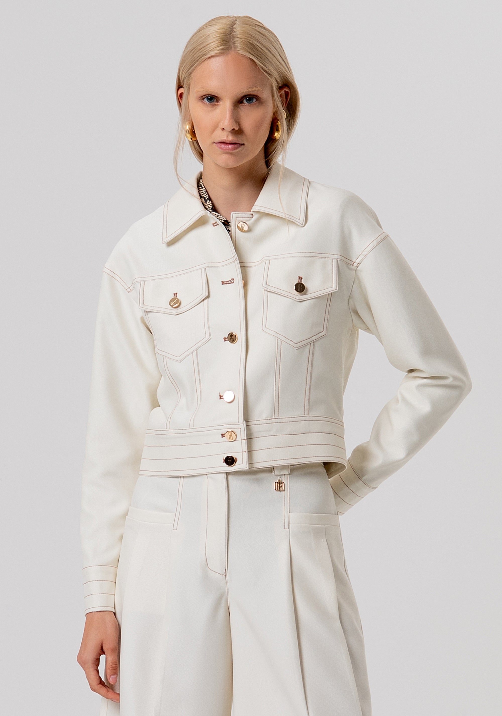 Giacca regular con tasche sul petto FR26SJ1002W49101-108 Fracomina