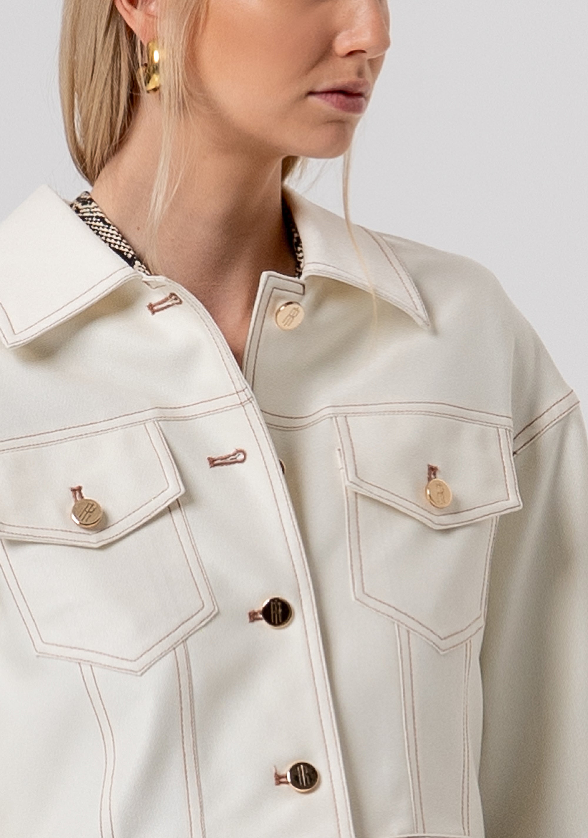 Giacca regular con tasche sul petto FR26SJ1002W49101-108 Fracomina