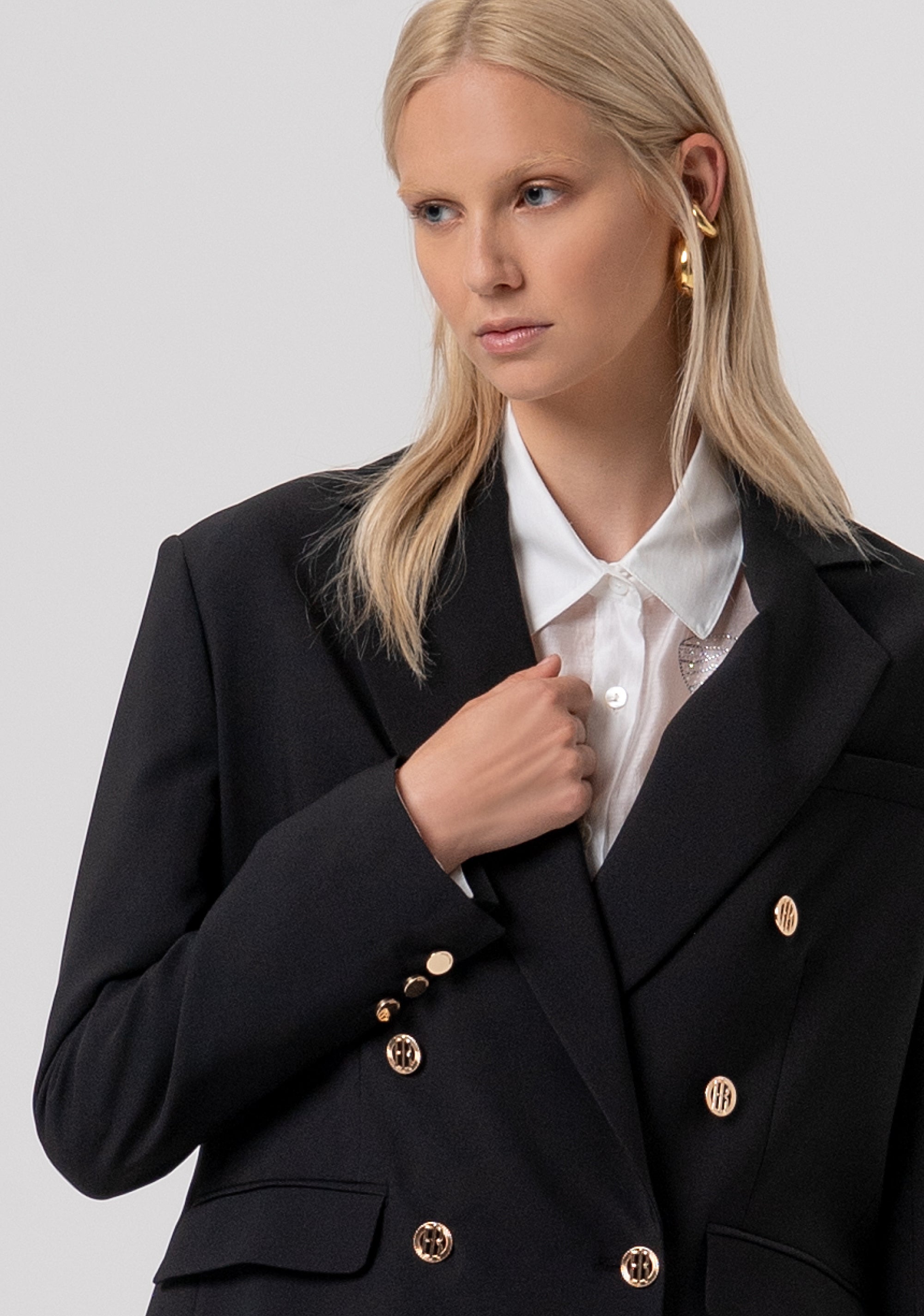 Blazer Doppiopetto Oversize con Bottoni Dorati FR26SJ3001W42901-053 Fracomina
