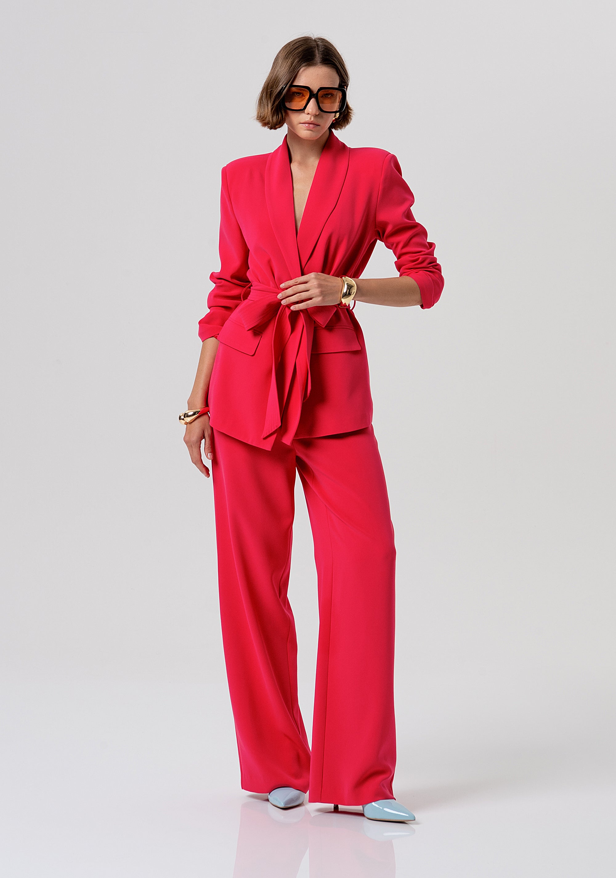 Blazer con Scollo a V e Dettagli a Volant