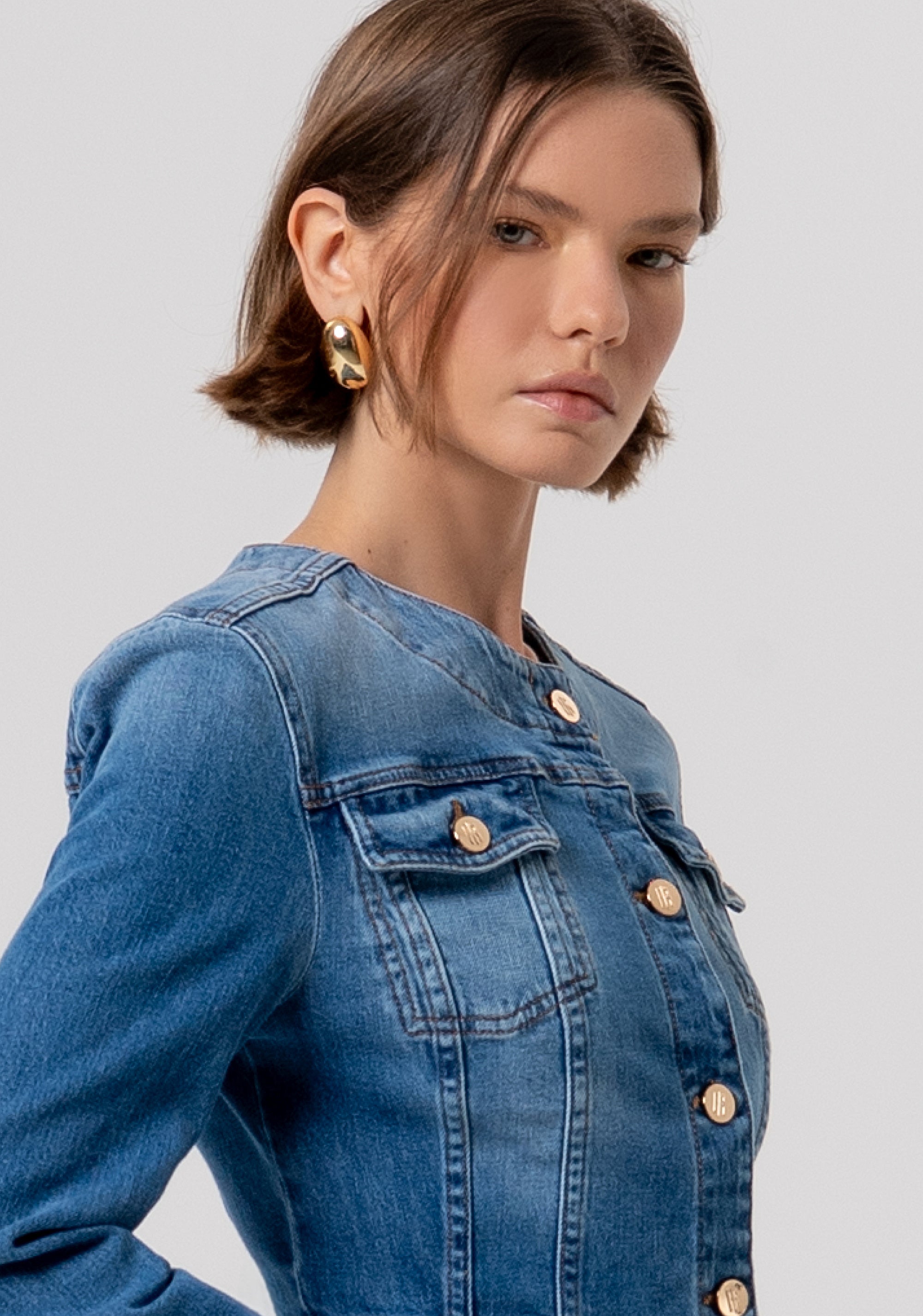 Giacca slim in denim con lavaggio medio FR26SJ4007D40902-258 Fracomina