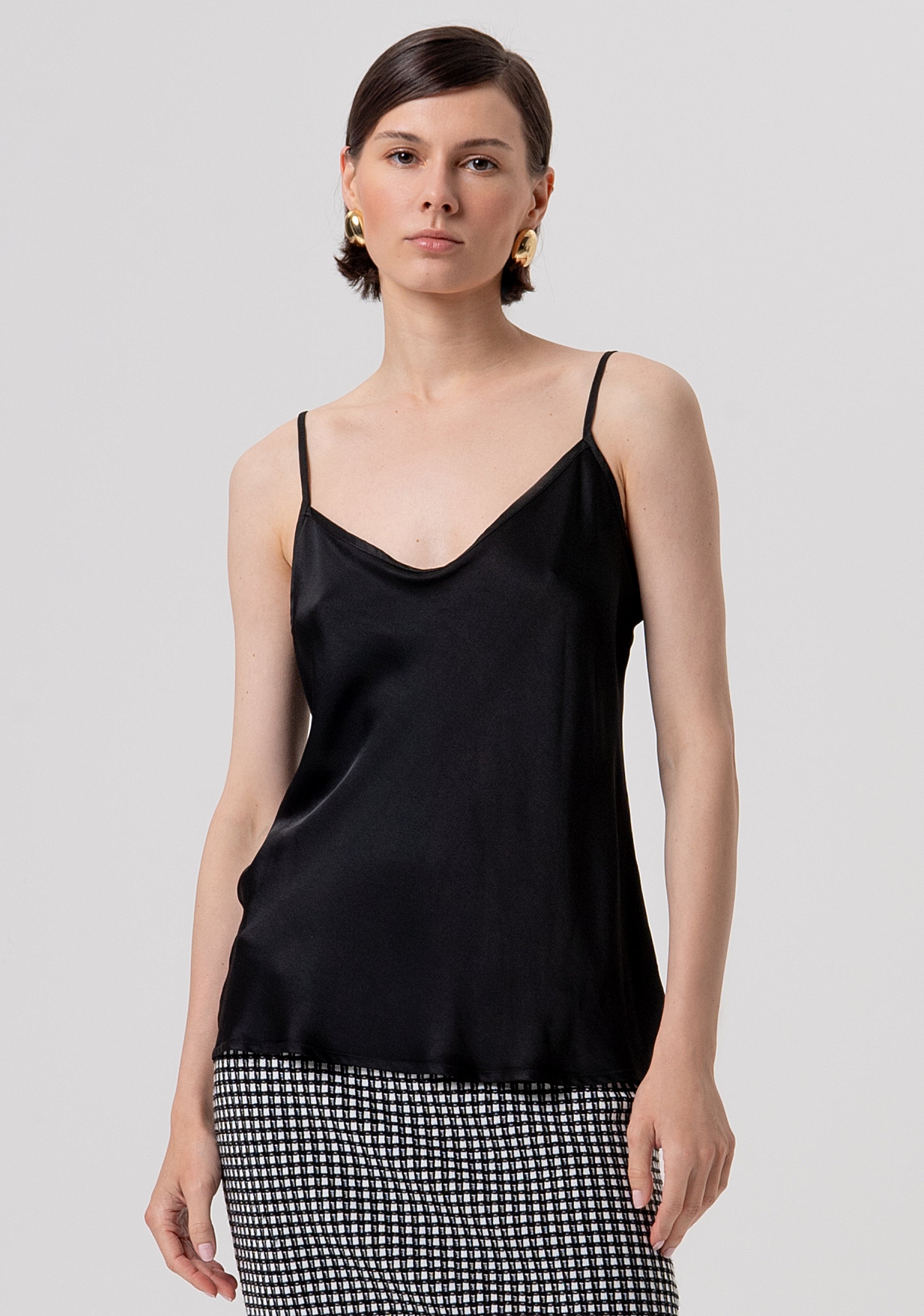 Top senza maniche in raso di viscosa FR26ST2033W41301-053 Fracomina