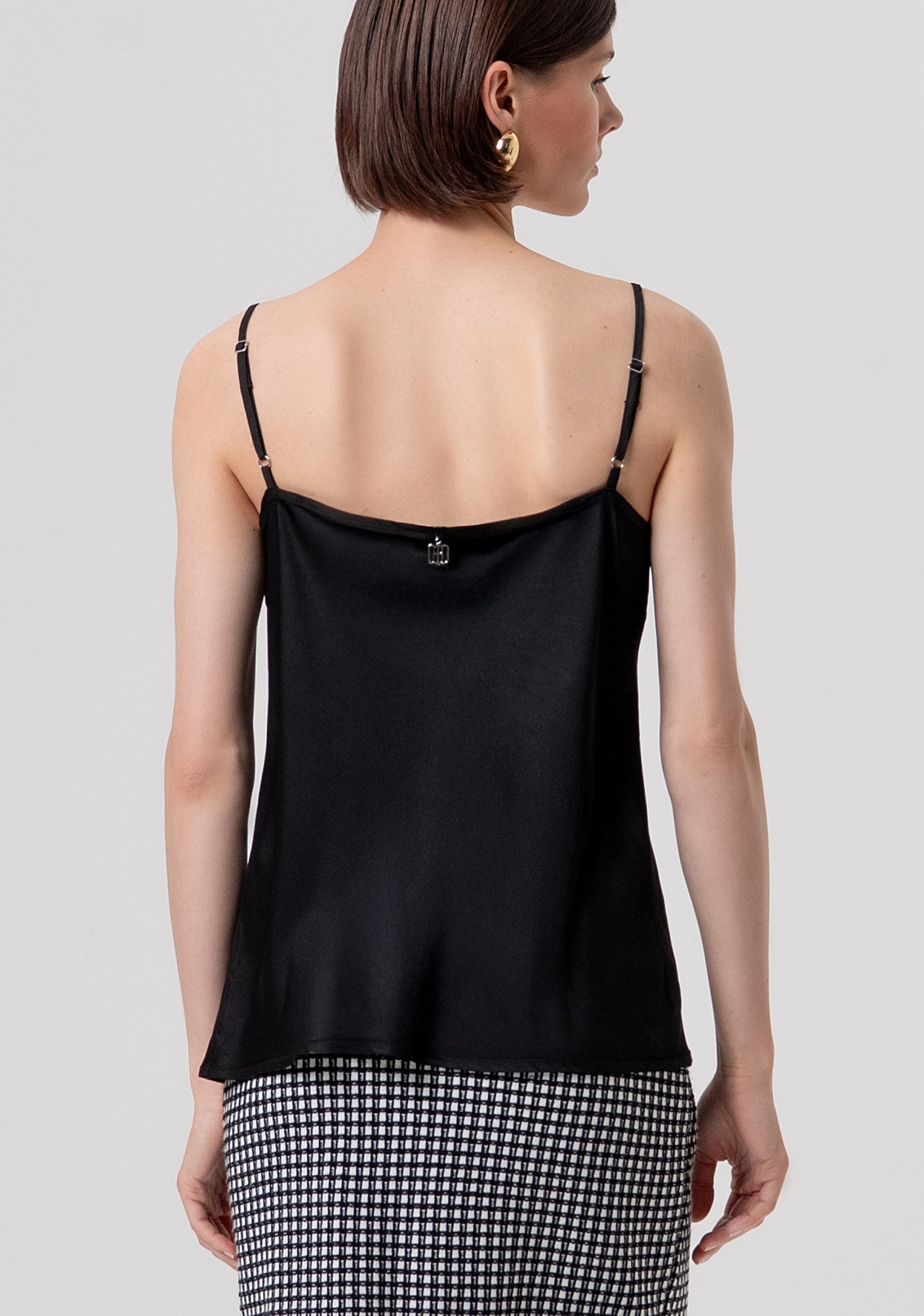 Top senza maniche in raso di viscosa FR26ST2033W41301-053 Fracomina