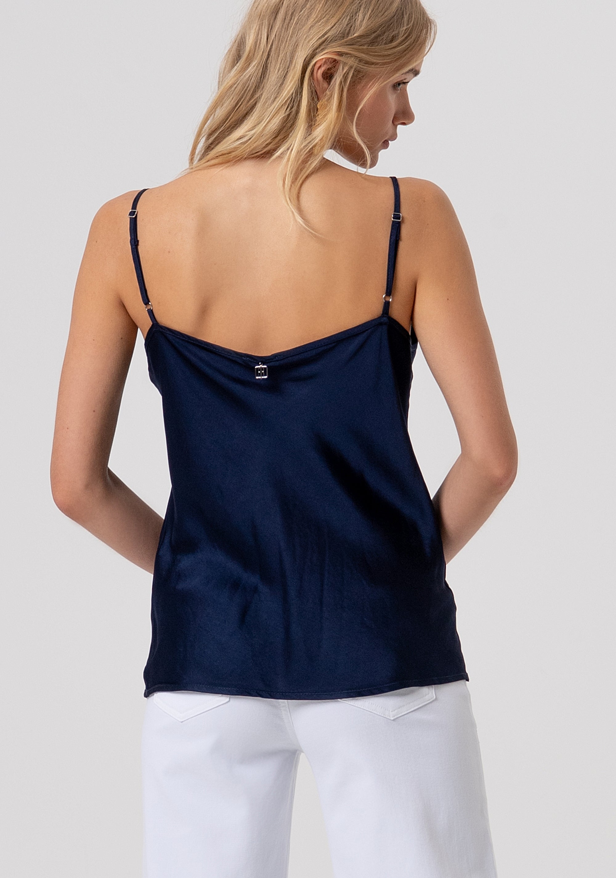 Top senza maniche in raso di viscosa FR26ST2033W41301-117 Fracomina