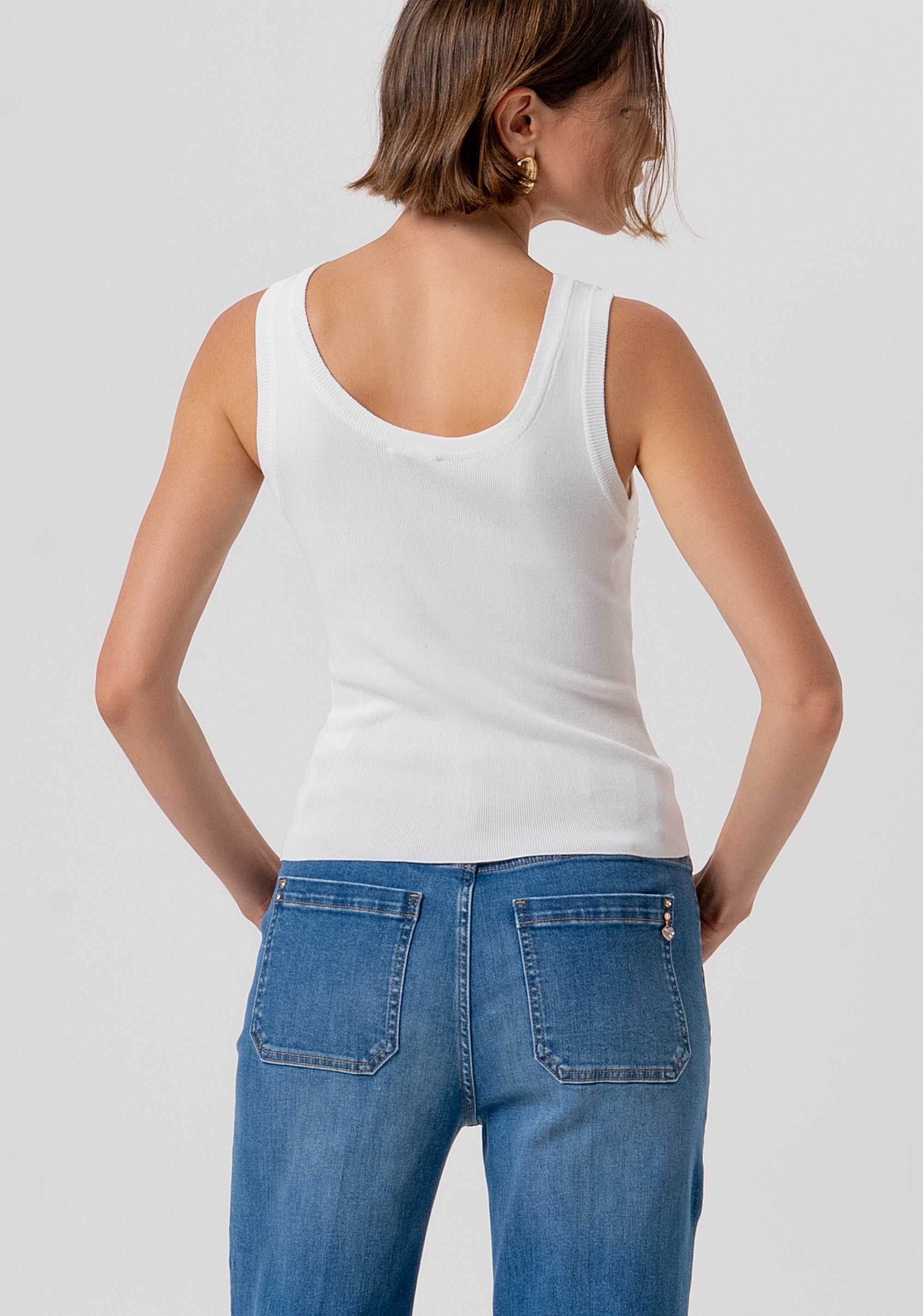 Top slim senza maniche in maglia FR26ST4005K524R9-108 Fracomina