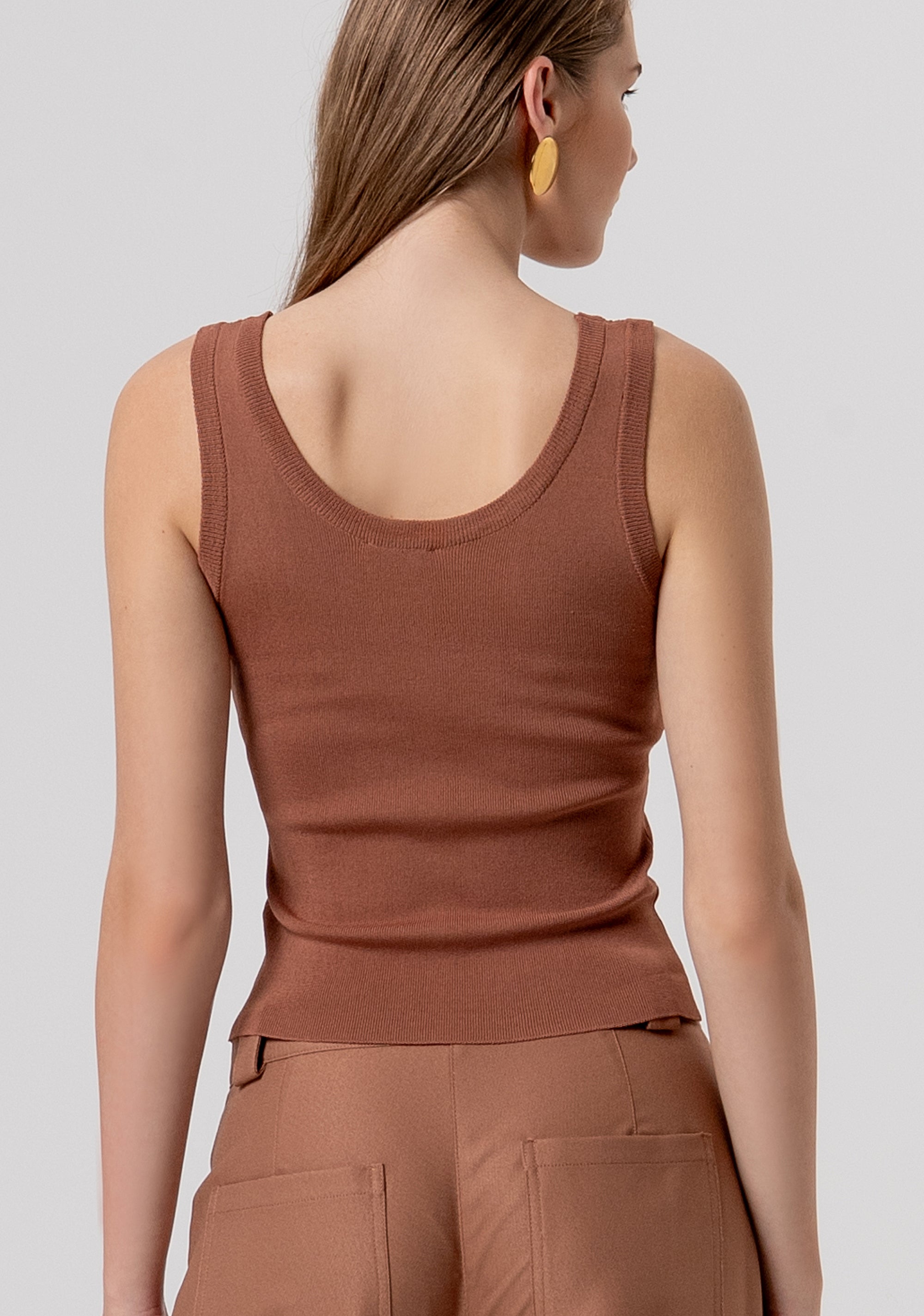 Top slim senza maniche in maglia FR26ST4005K524R9-M07 Fracomina