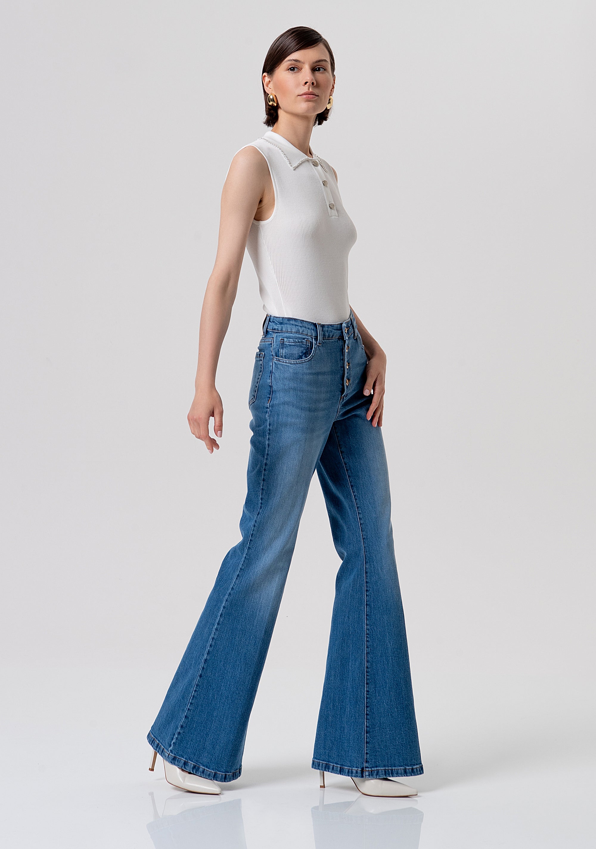 Jeans bootcut in denim con lavaggio medio FR26SVA013D40902-258 Fracomina