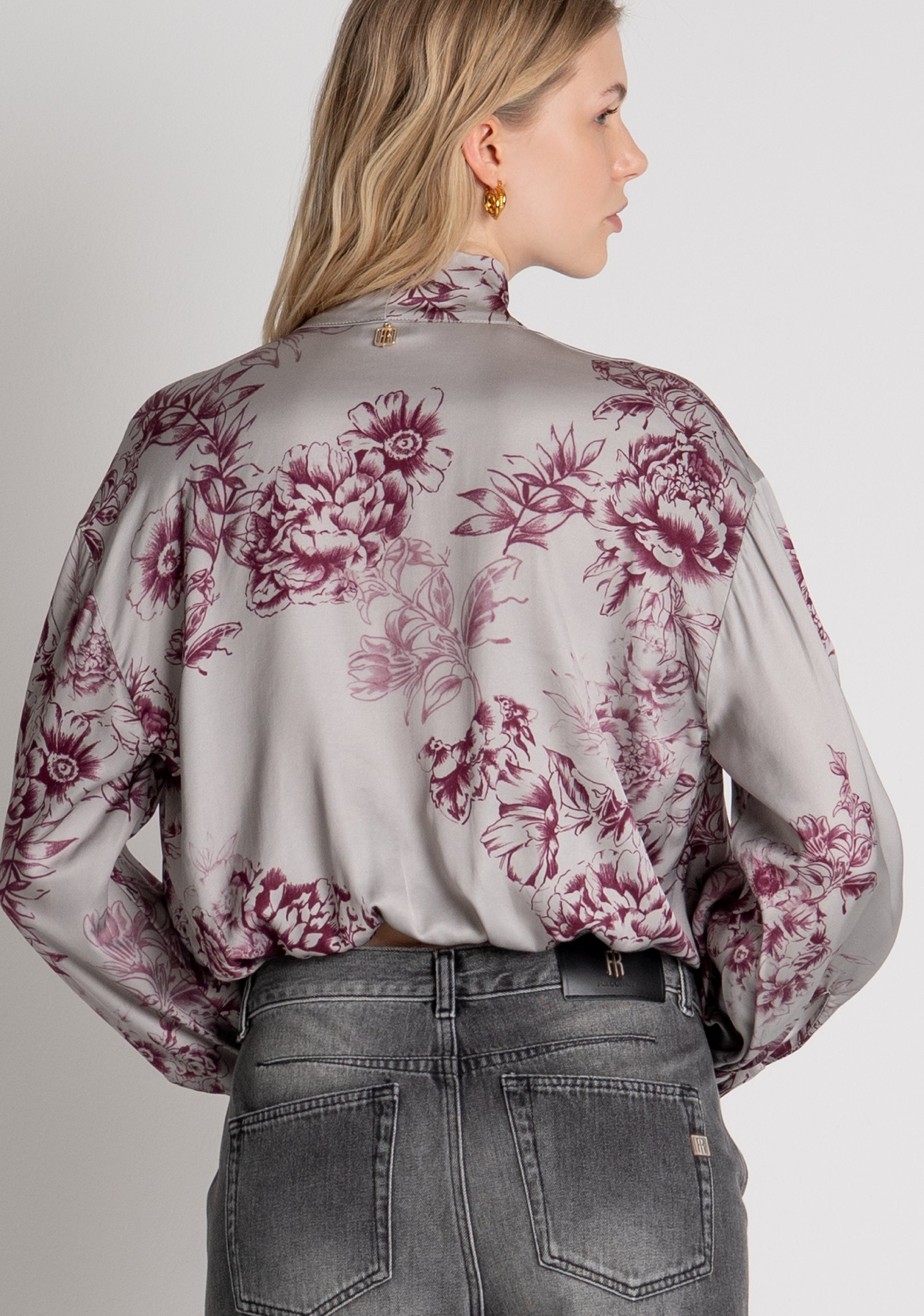 Blusa cropped in fantasia floreale FR26WT1024W583K2 FRACOMINA