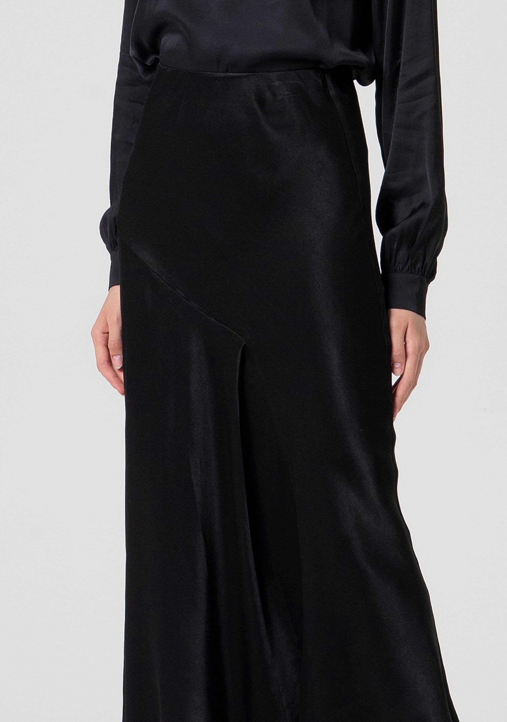 Gonna svasata midi in raso FS25SG2003W73201-053 Fracomina