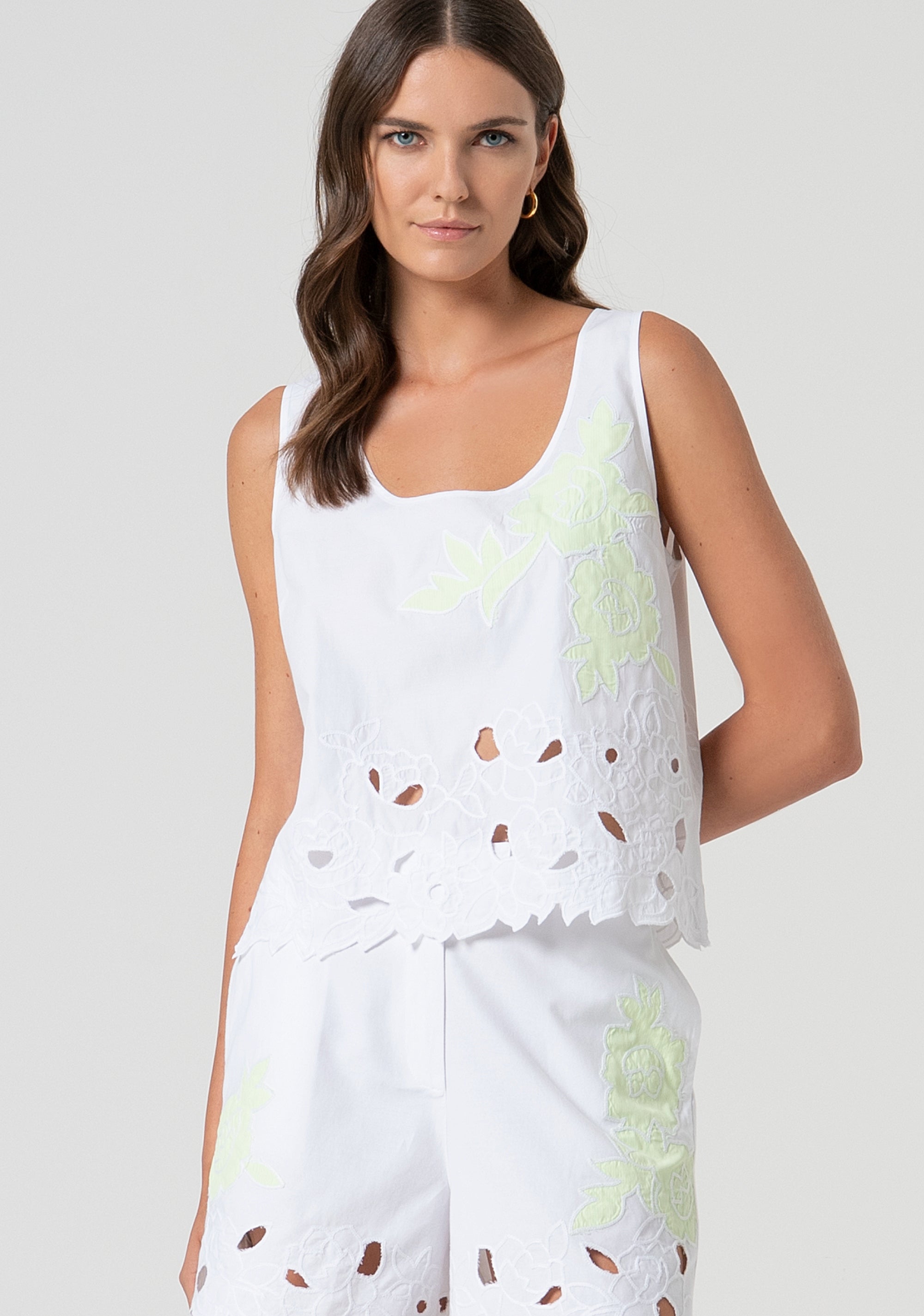 Top senza maniche in pizzo San Gallo FS25ST2003W443E5-T35 Fracomina