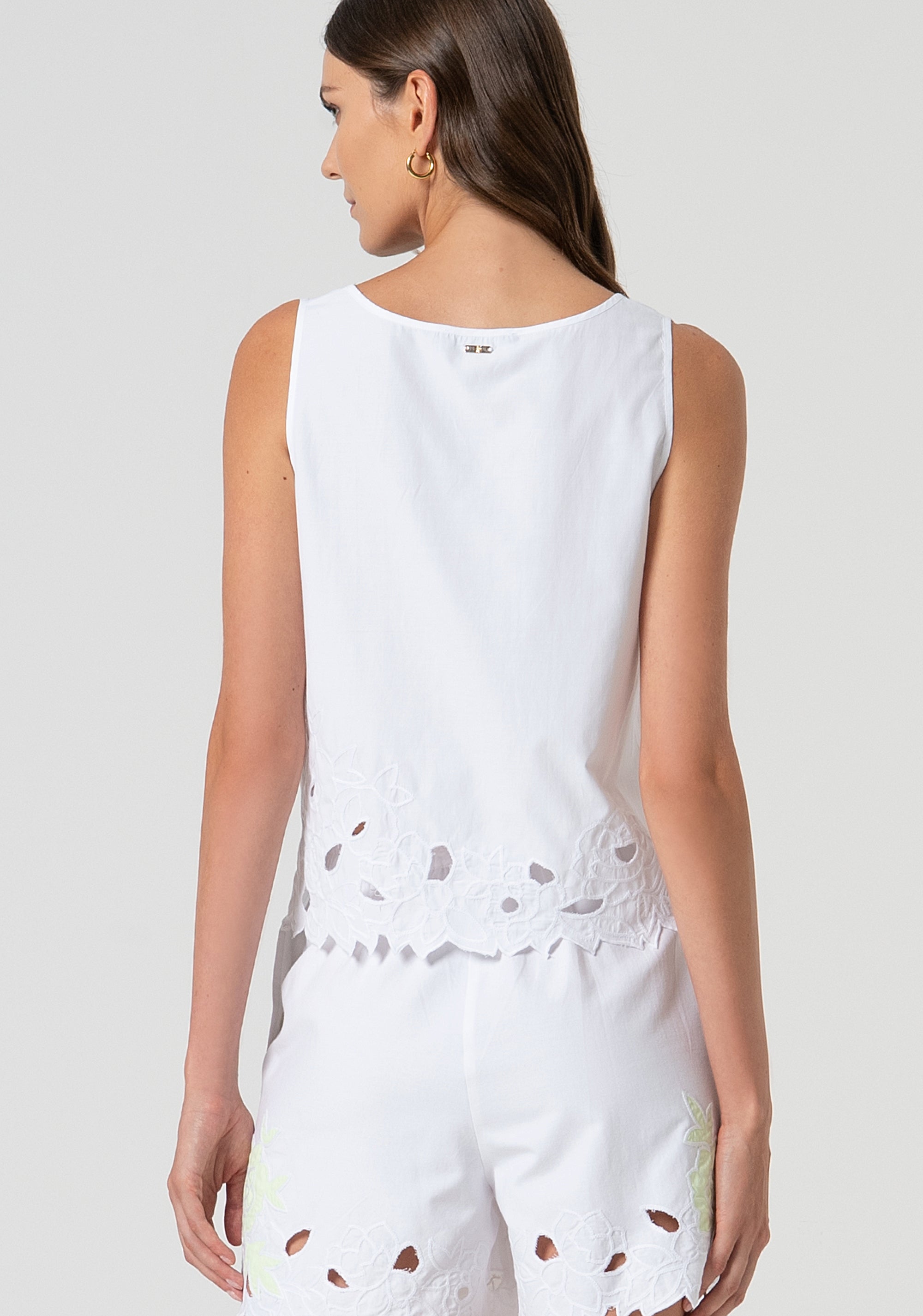 Top senza maniche in pizzo San Gallo FS25ST2003W443E5-T35 Fracomina