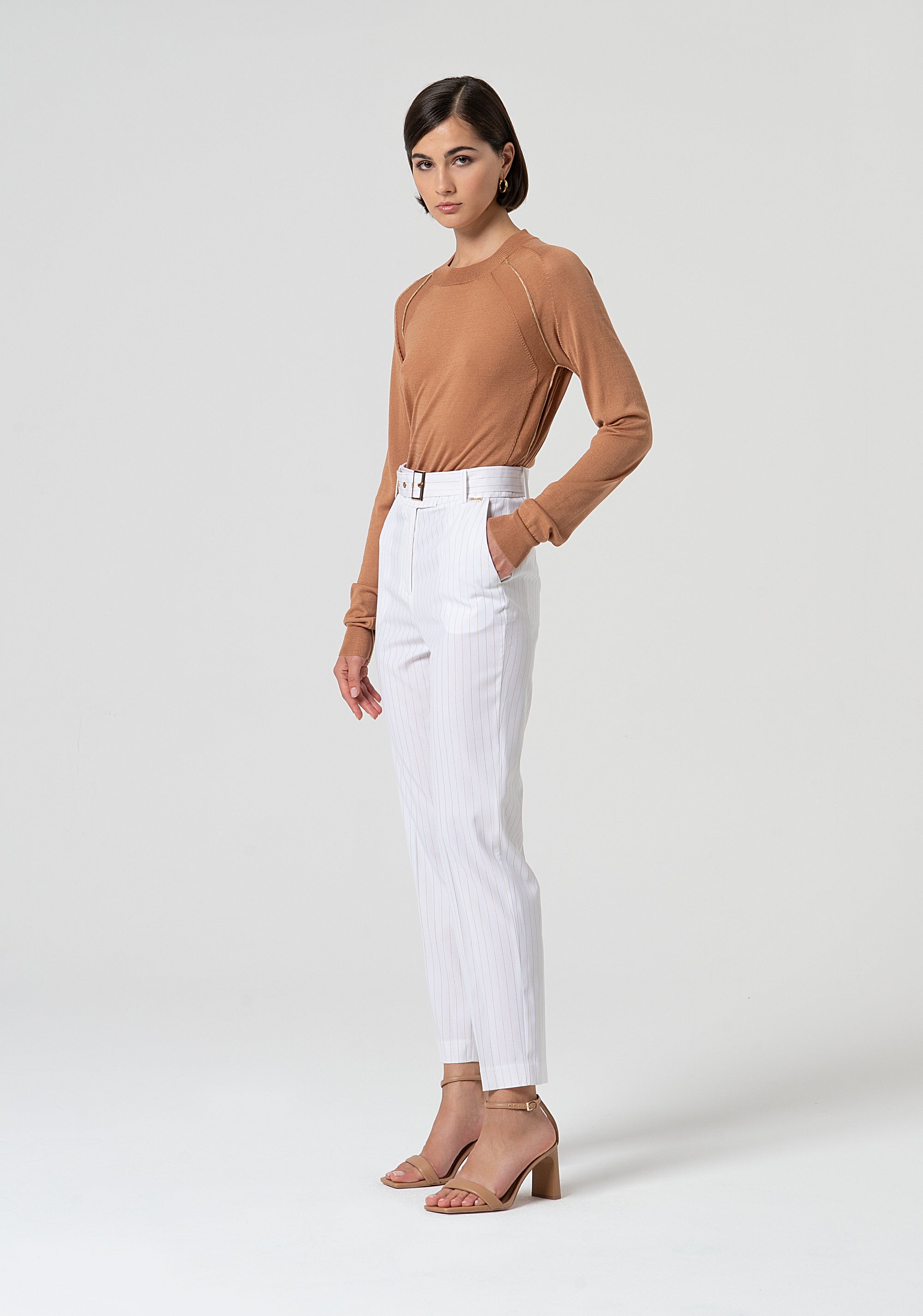 Pantalone carrot in tessuto gessato con lana FS25SV2003W784D4-278 Fracomina