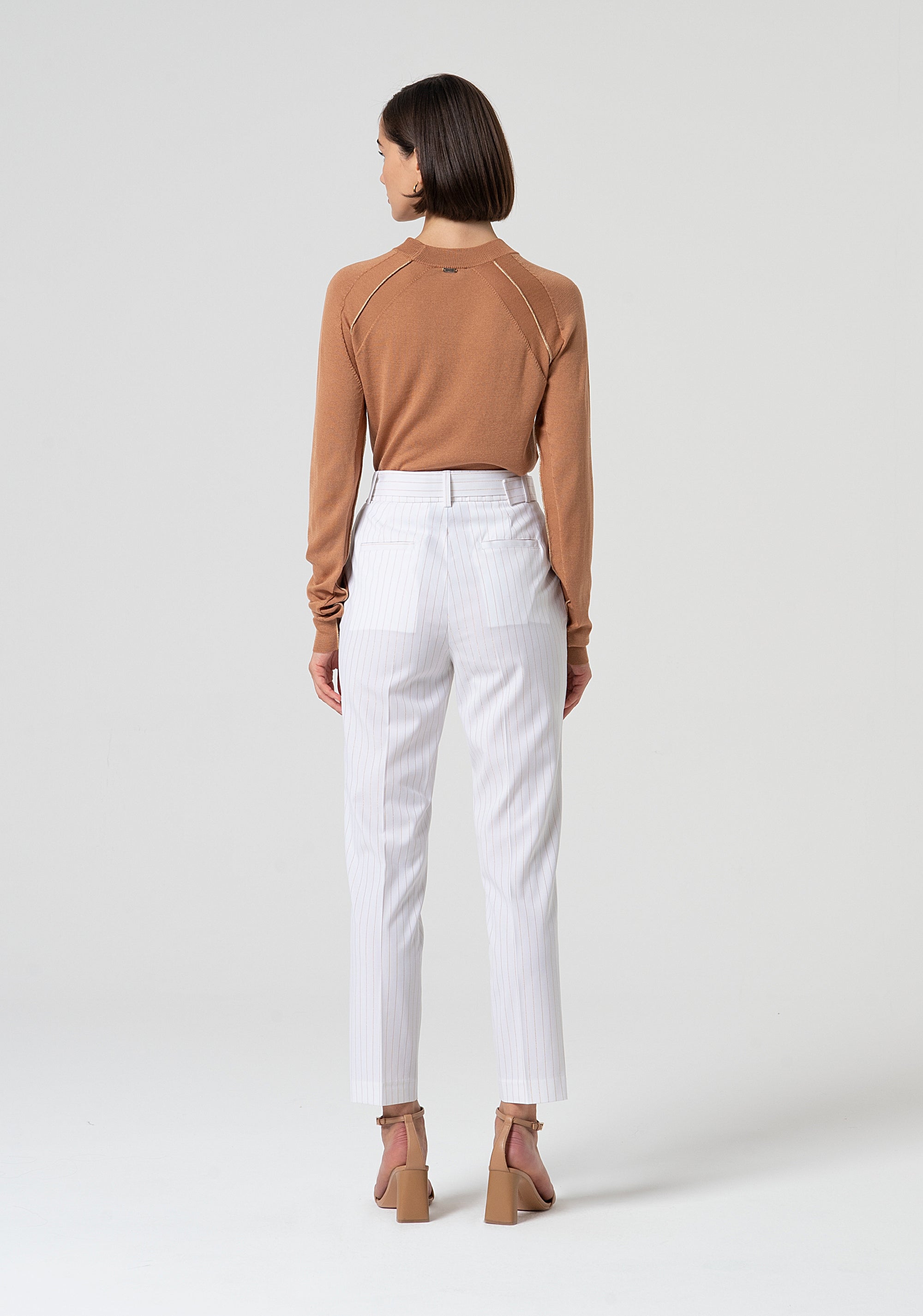 Pantalone carrot in tessuto gessato con lana FS25SV2003W784D4-278 Fracomina