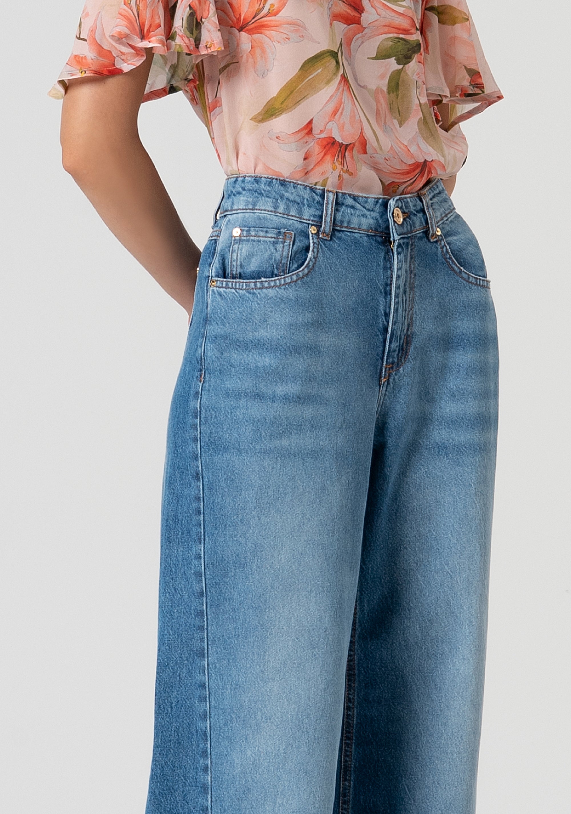 Jeans a palazzo in denim con lavaggio medio FS25SV3016D40093-365 Fracomina