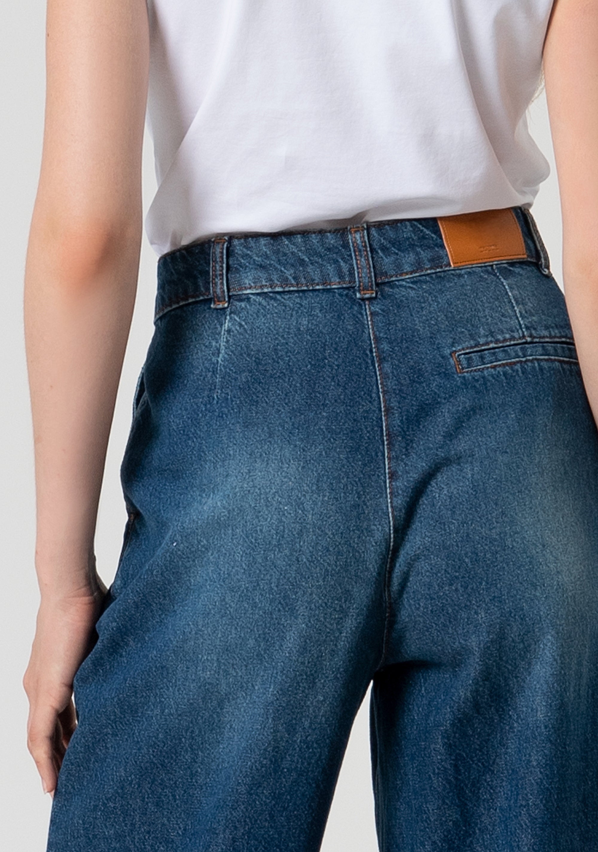 Jeans a palazzo in denim con lavaggio medio FS25SV3018D40093-S93 Fracomina