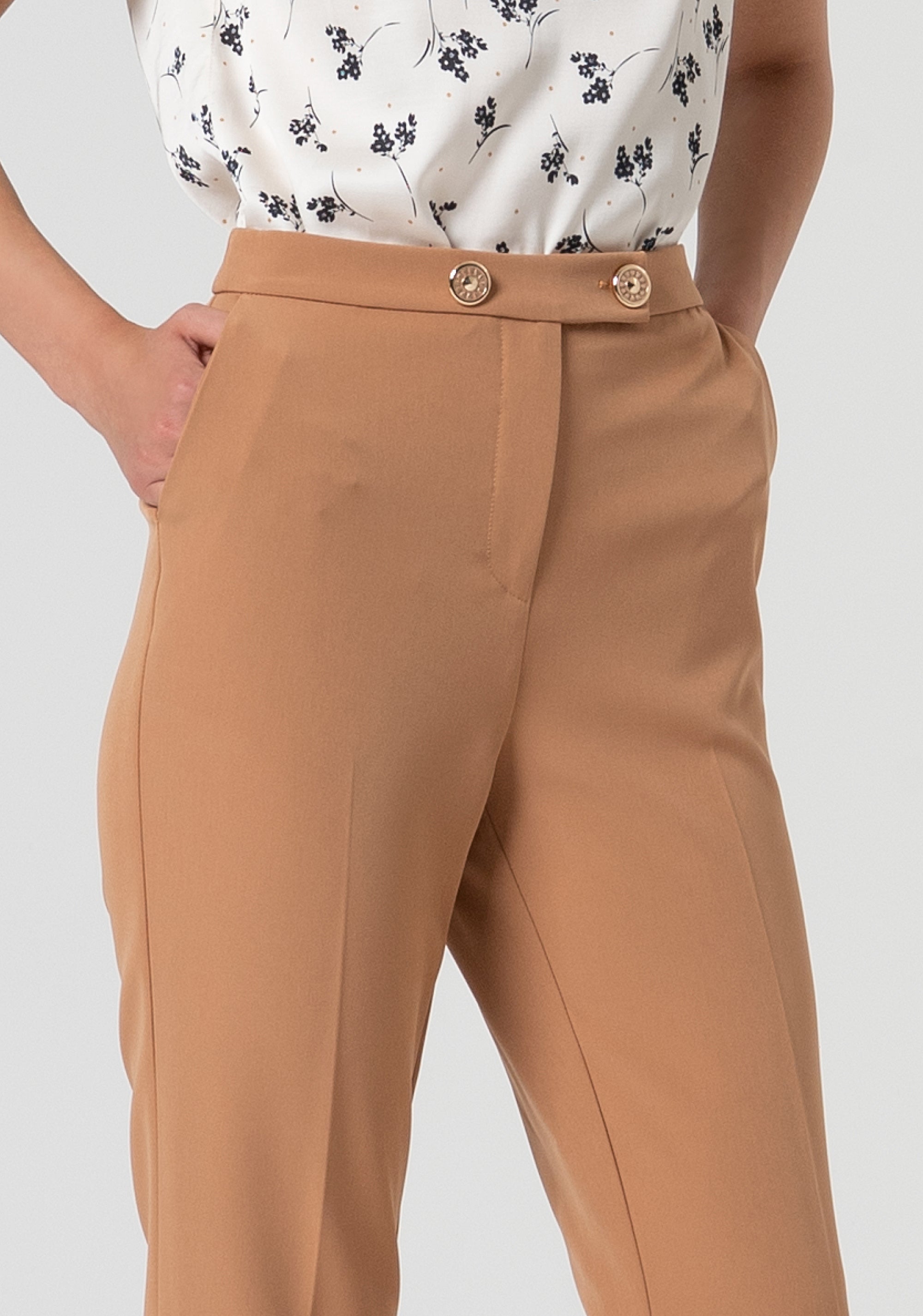 Pantaloni bootcut in tessuto fluido stretch FS25SVA001W42901-E11 Fracomina