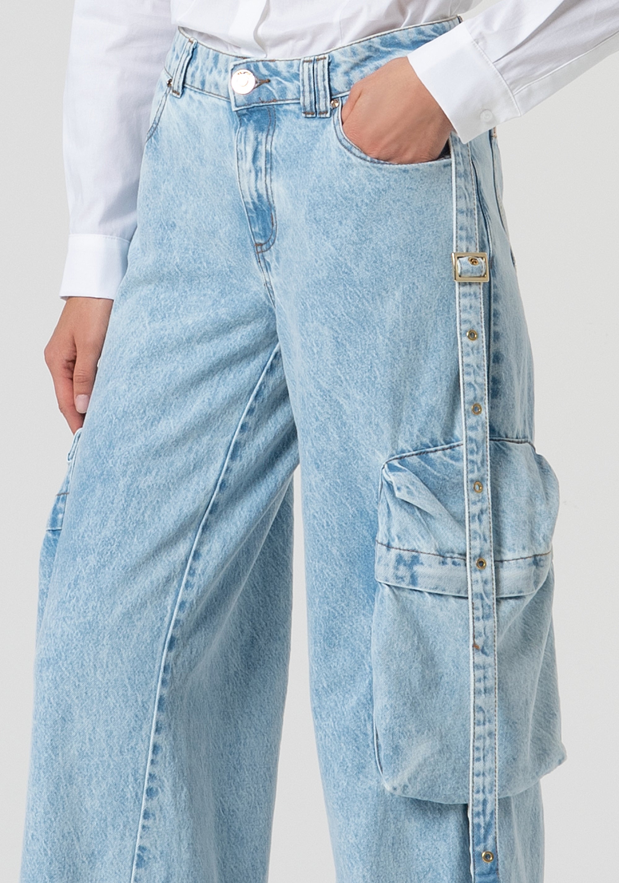 Jeans cargo wide leg in denim con lavaggio bleached FS25SVC004D40093-378 Fracomina