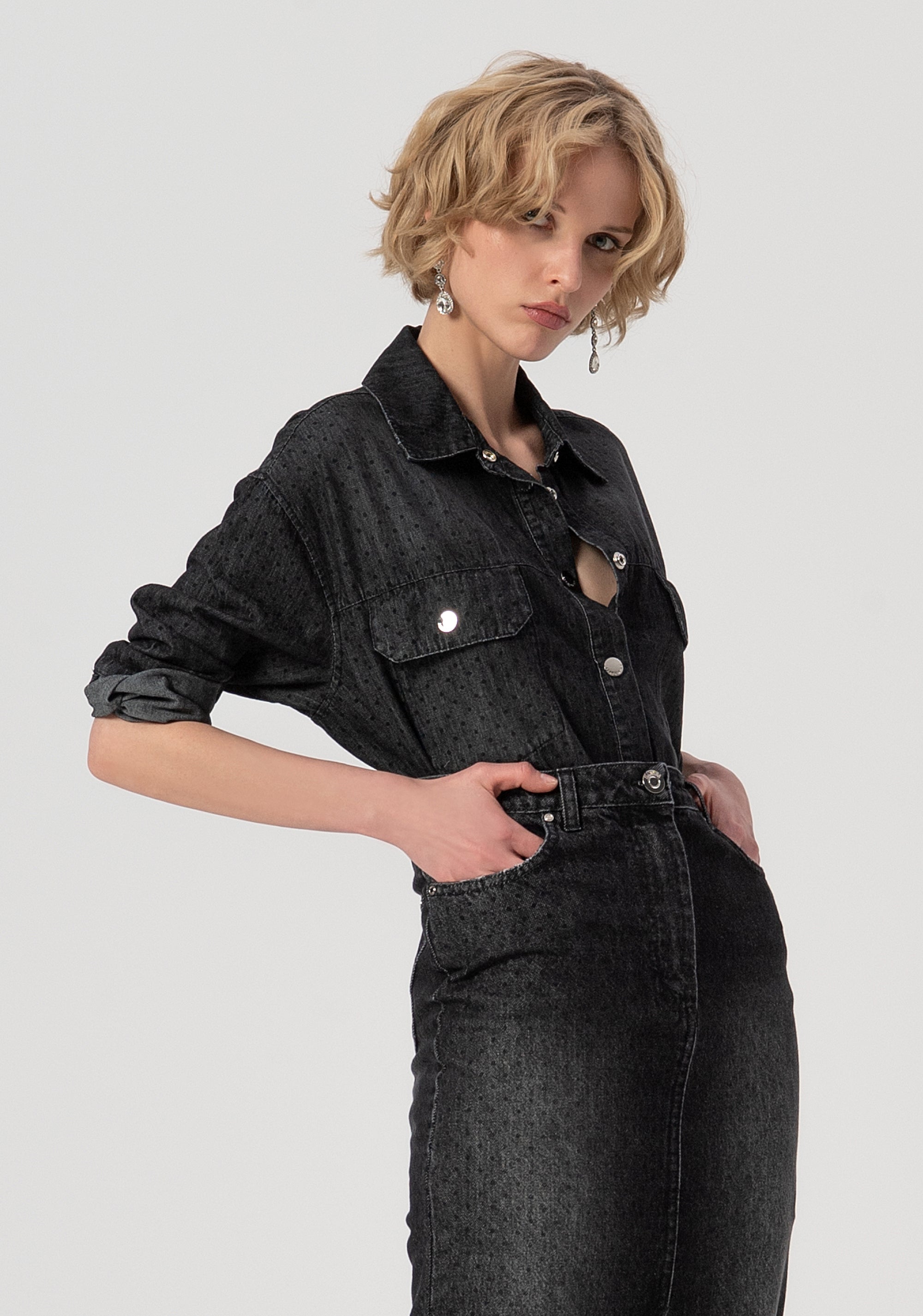 Gonna slim midi in denim nero con lavaggio medio FS25WG5001D40001-553 Fracomina