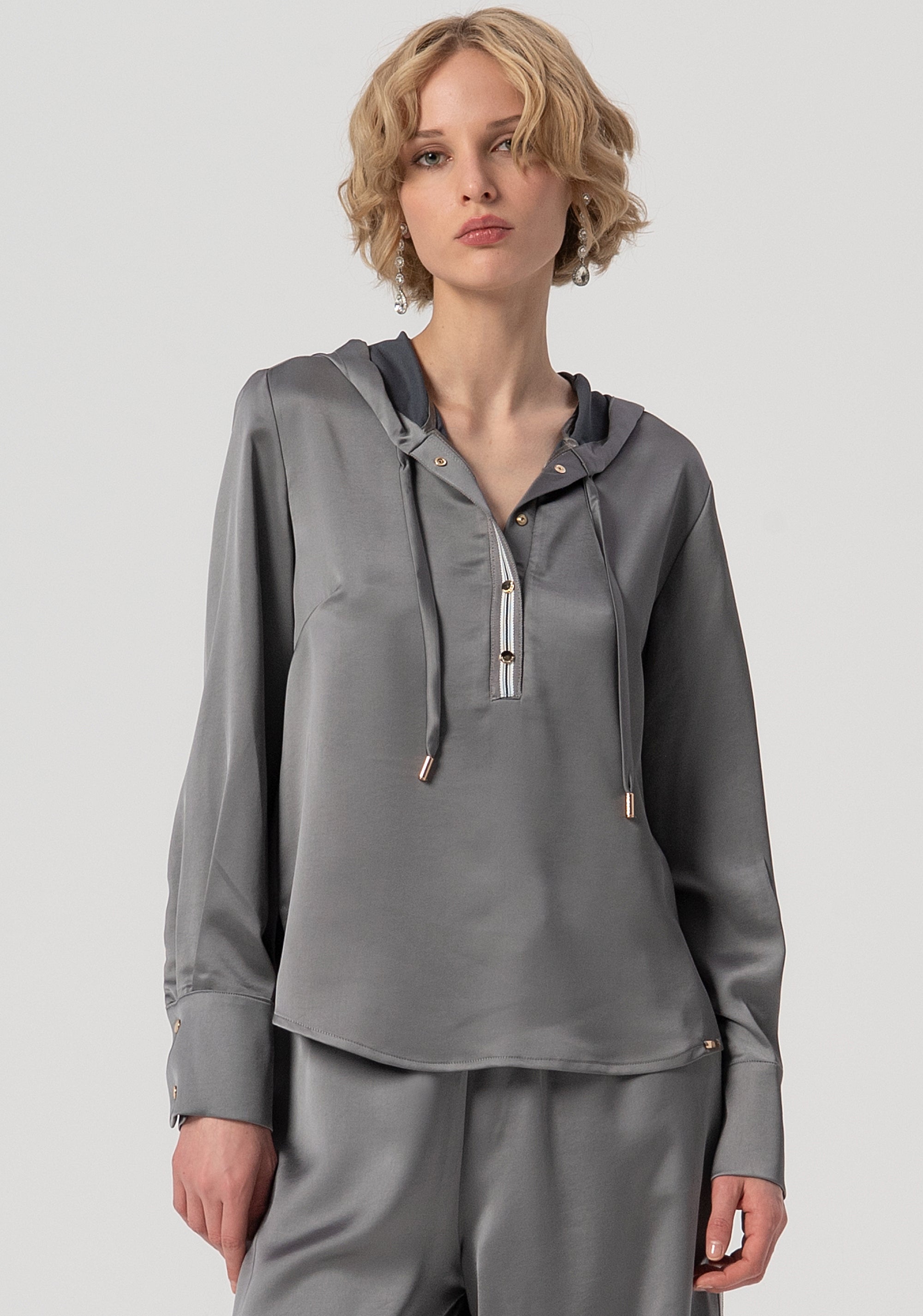 Blusa regular in raso con cappuccio FS25WT1002W47001-156 Fracomina