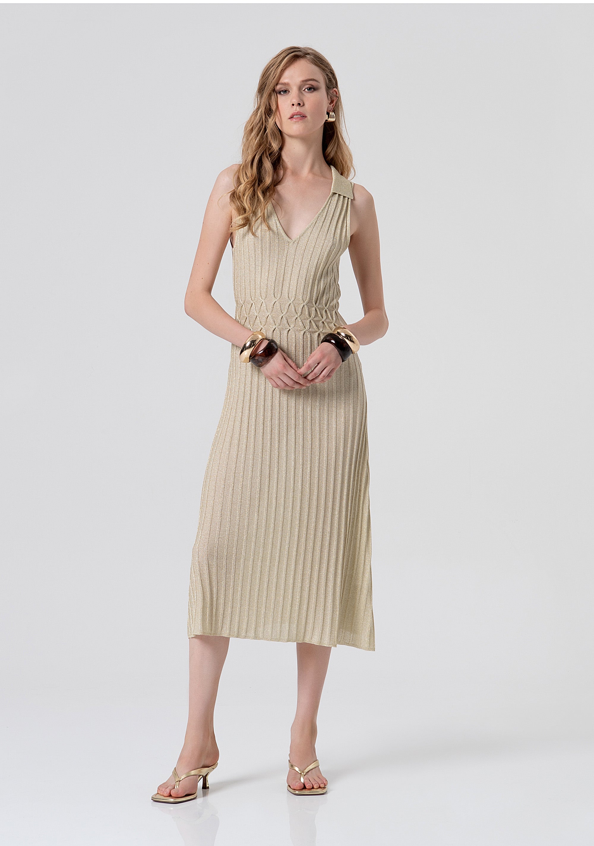Abito senza maniche midi in maglia con lurex FS26SD5004K414Q7-150 Fracomina