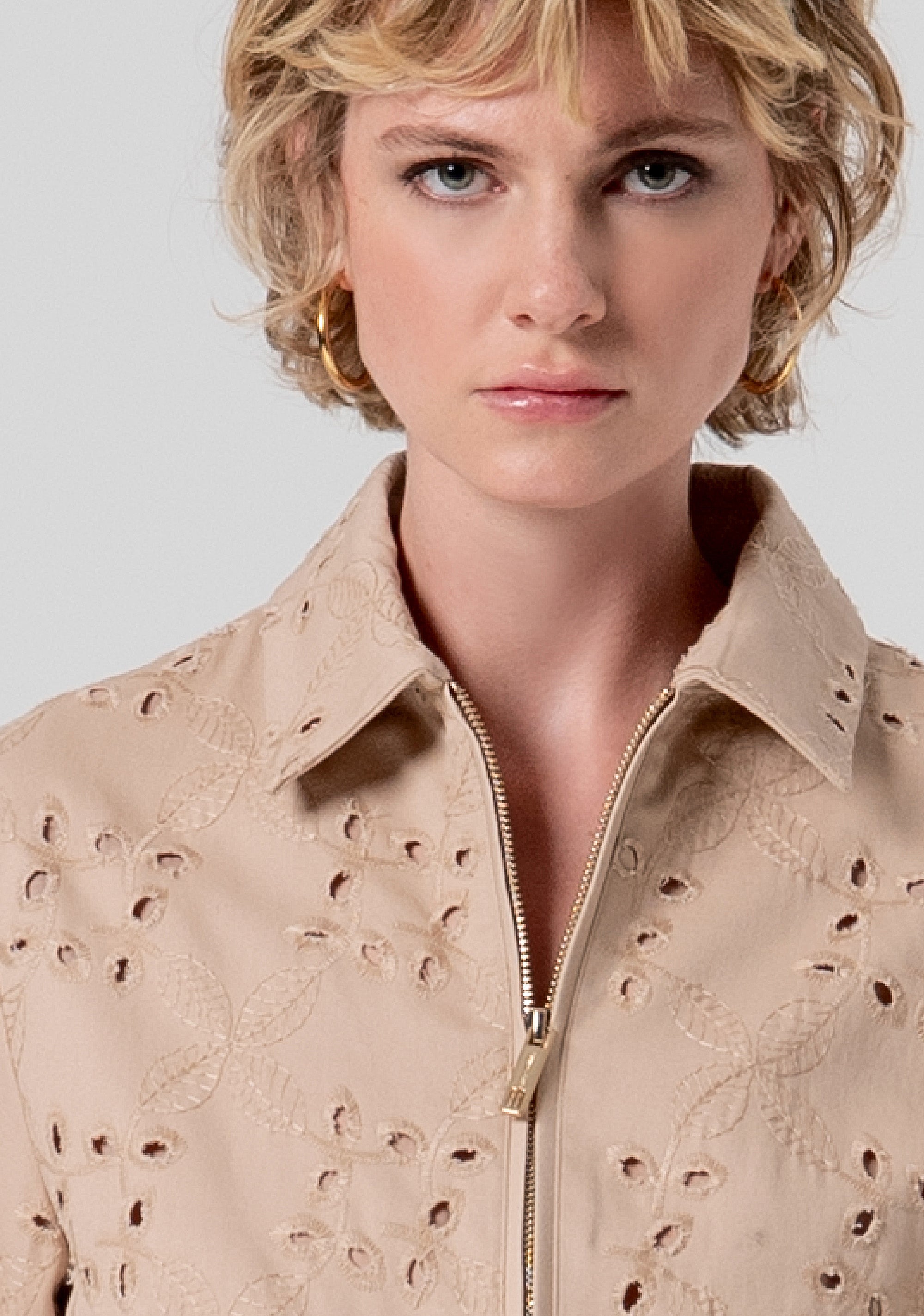 Giacca regular modello bomber in pizzo San Gallo FS26SJ2002W825V8-050 Fracomina