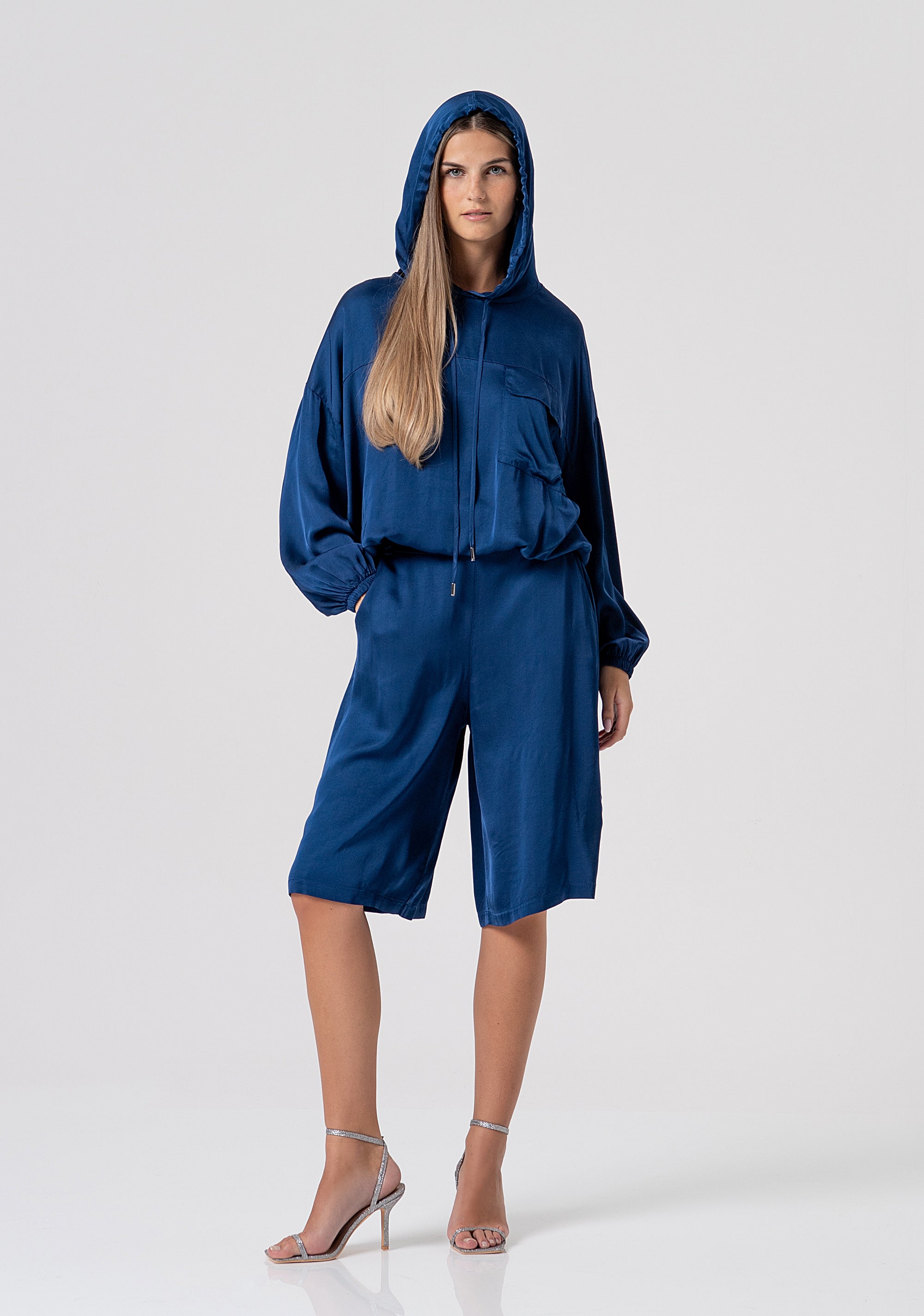 Blusa regular con cappuccio in raso FS26ST1003W41301-064 Fracomina