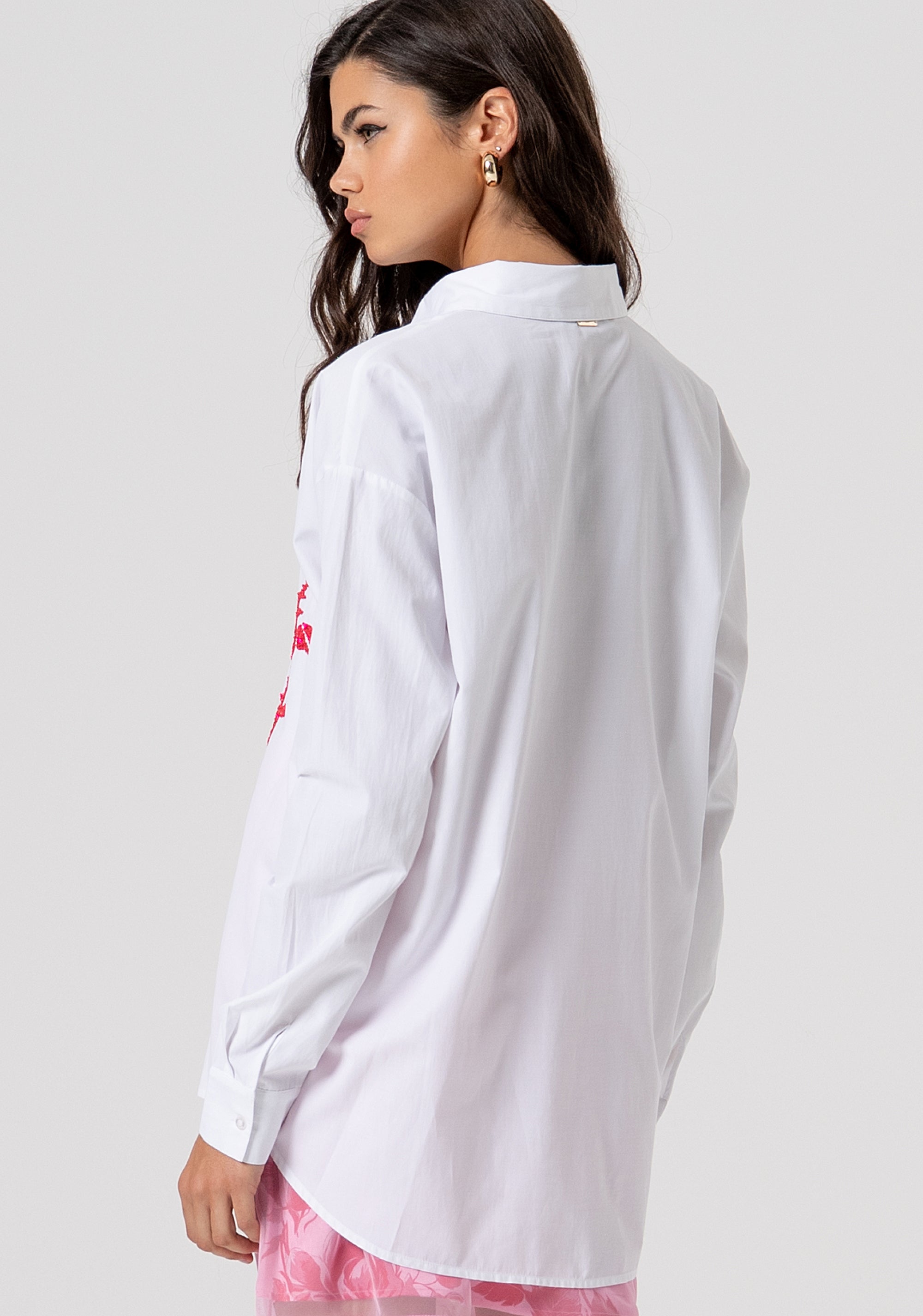 Camicia regular in popeline con ricamo FS26ST6006W445E5-278 Fracomina