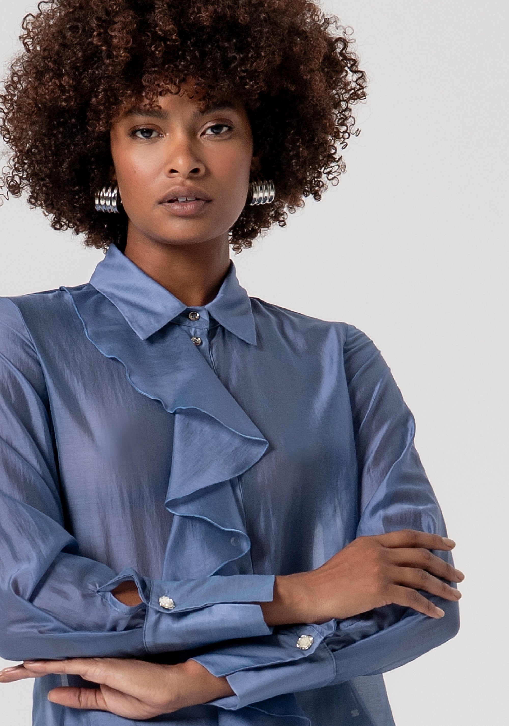 Camicia regular in tencel con gala FS26ST6016W83401-175 Fracomina