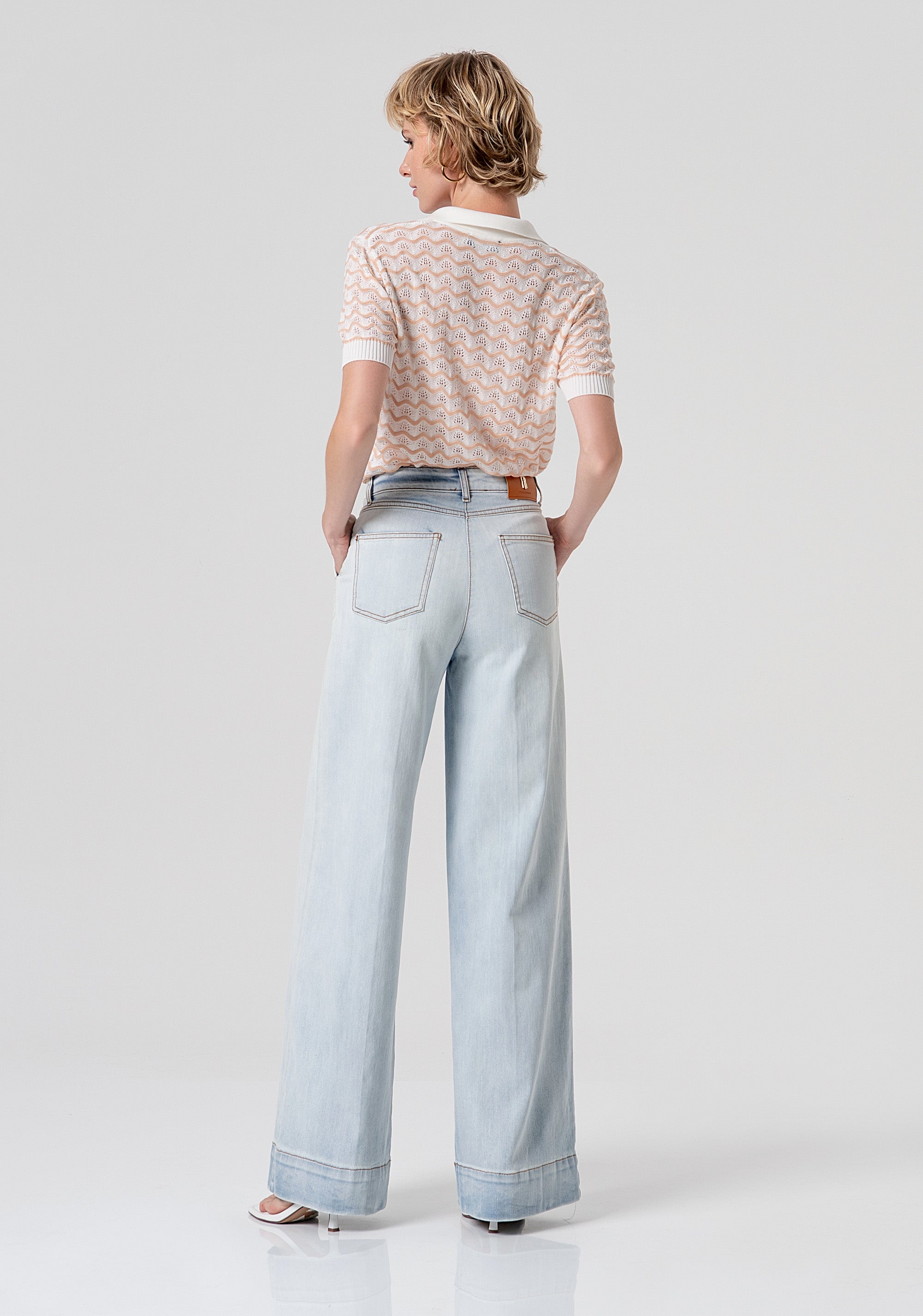 Jeans flare a palazzo in denim con lavaggio bleached FS26SV3016D40103-062 Fracomina