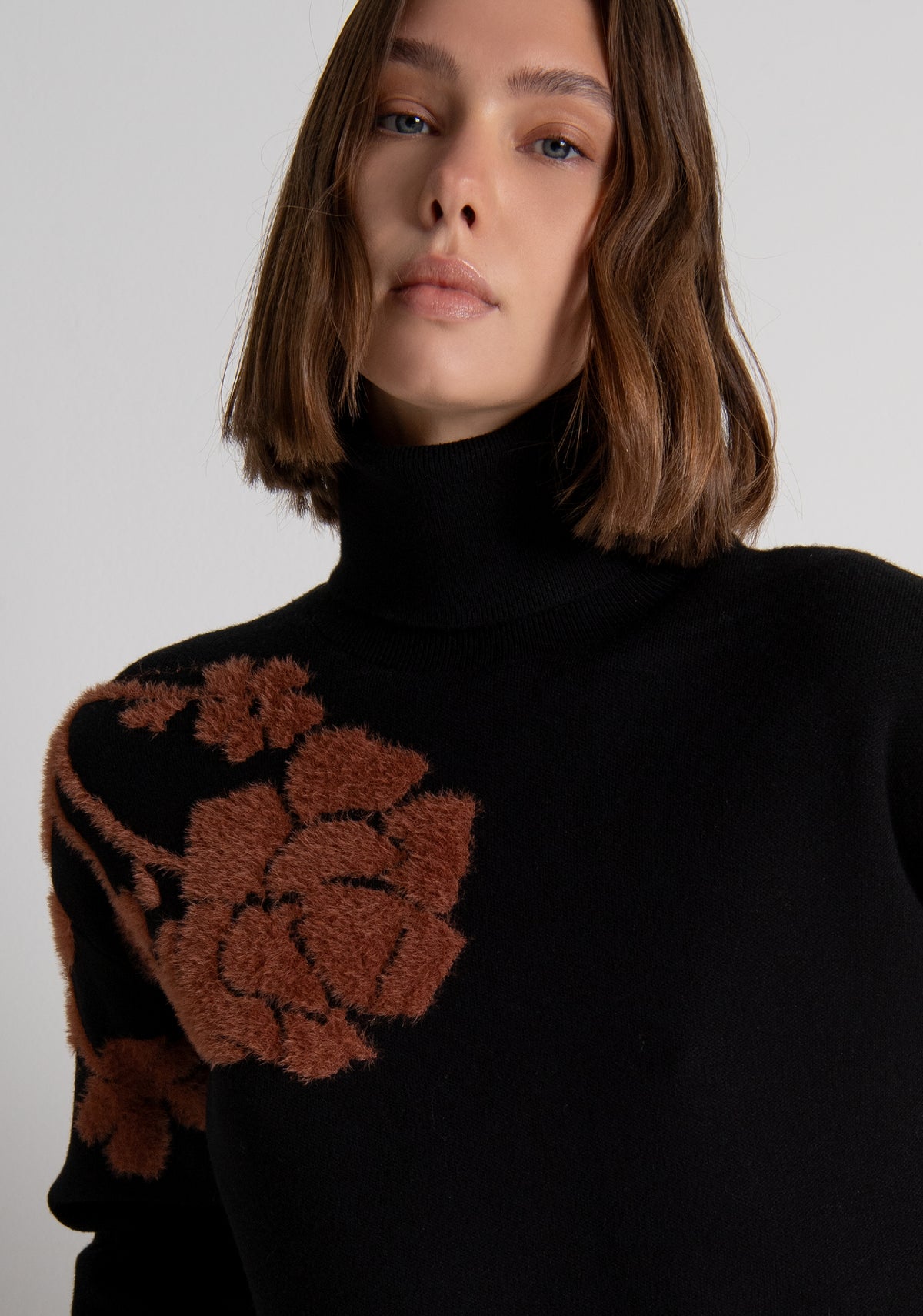 Maglia regular con jacquard a fiori FS26WT7008K50201 FRACOMINA