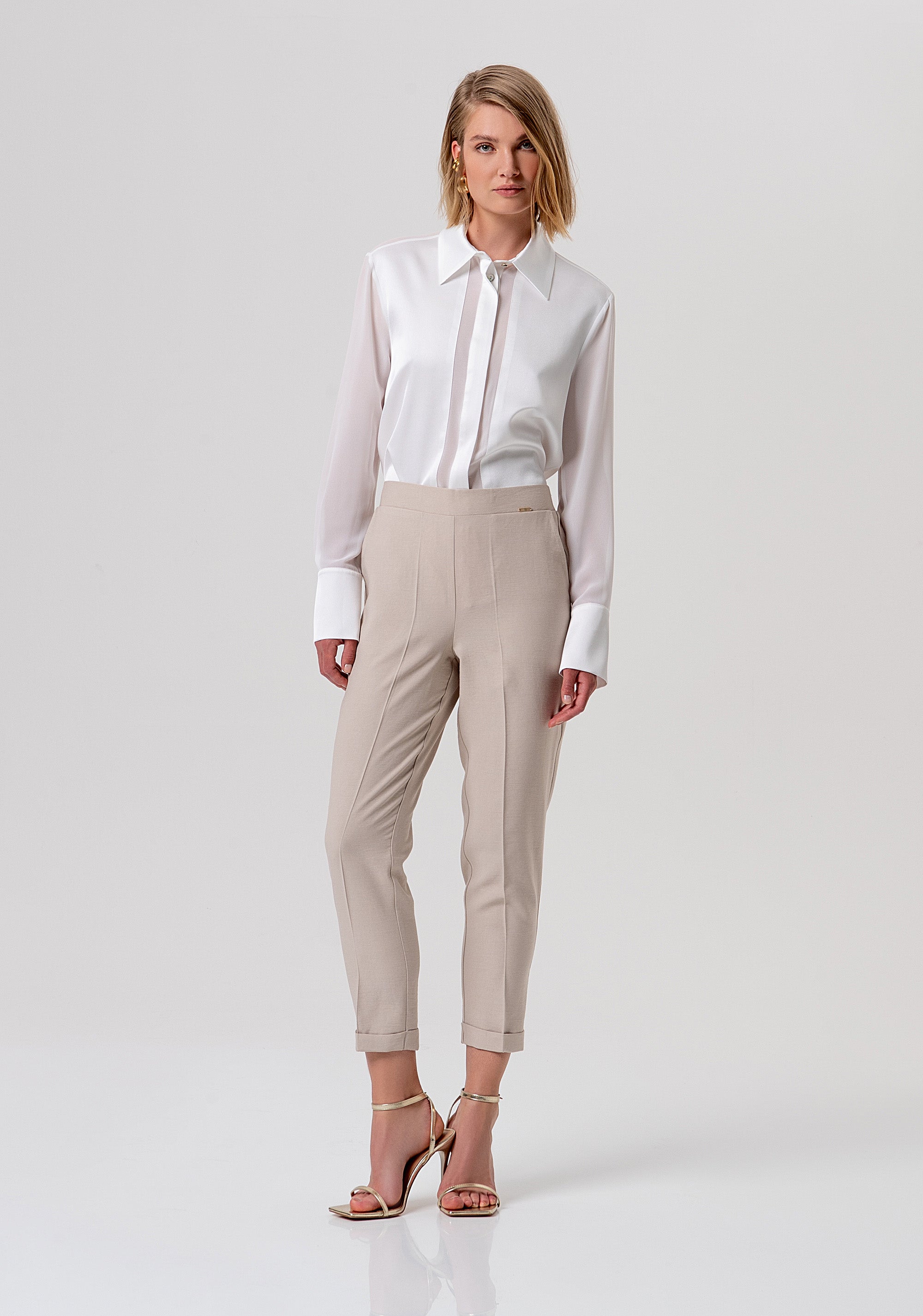 Pantalone regular modello chino FY26SV4010W83601-251 Fracomina