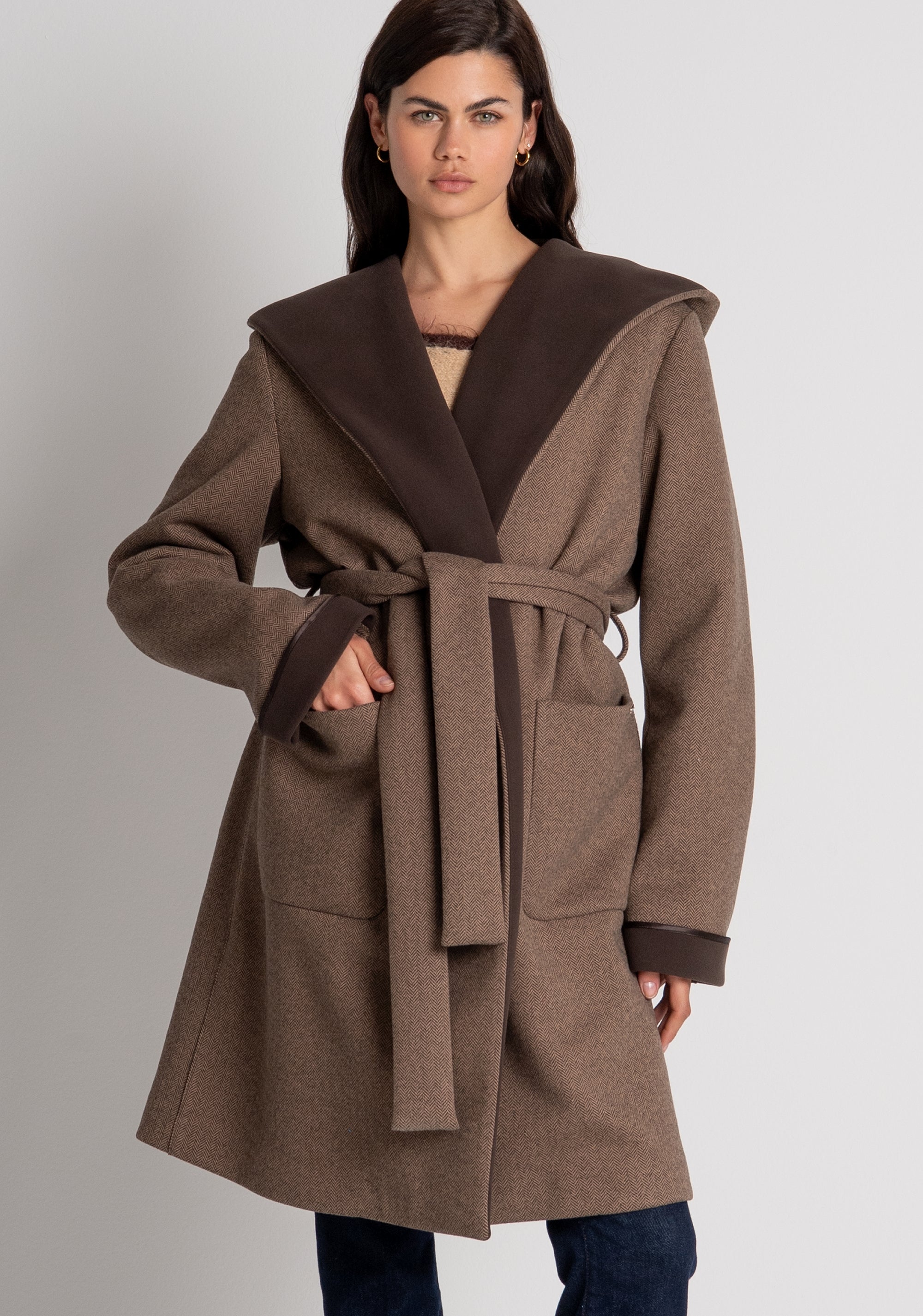 Cappotto regular lungo con cappuccio FZ26WC1002W86401 FRACOMINA