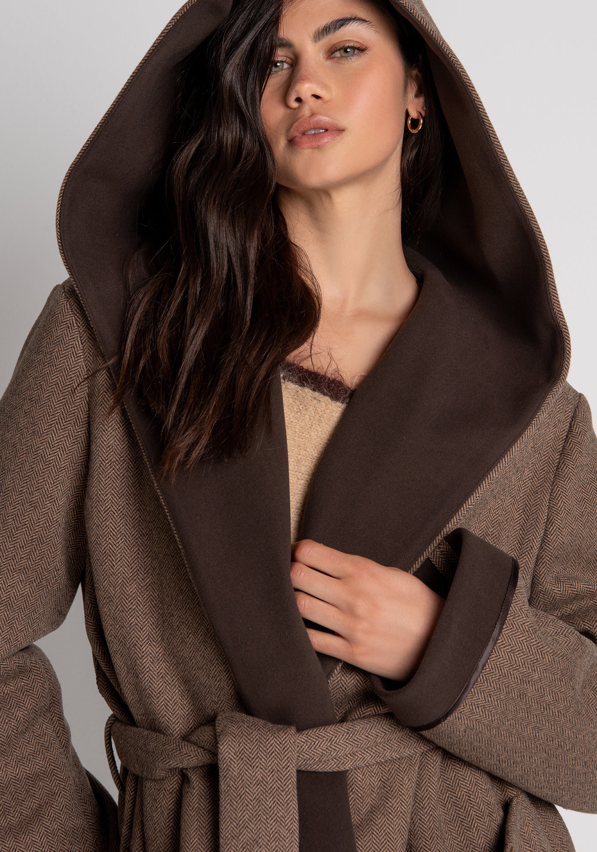 Cappotto regular lungo con cappuccio FZ26WC1002W86401 FRACOMINA