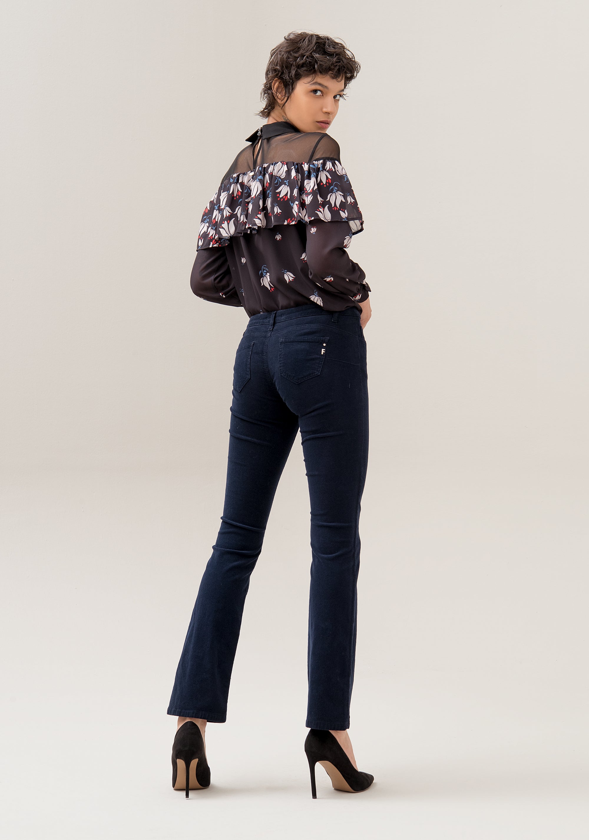 Pantaloni bootcut in tessuto stretch con lavaggio scuro-FRACOMINA-F120W10011W024C7