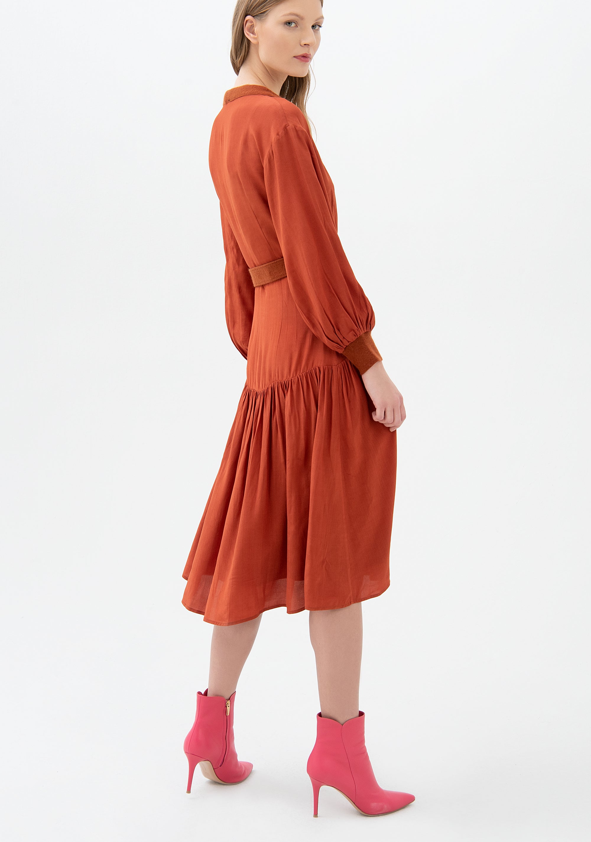 Abito regular midi in viscosa