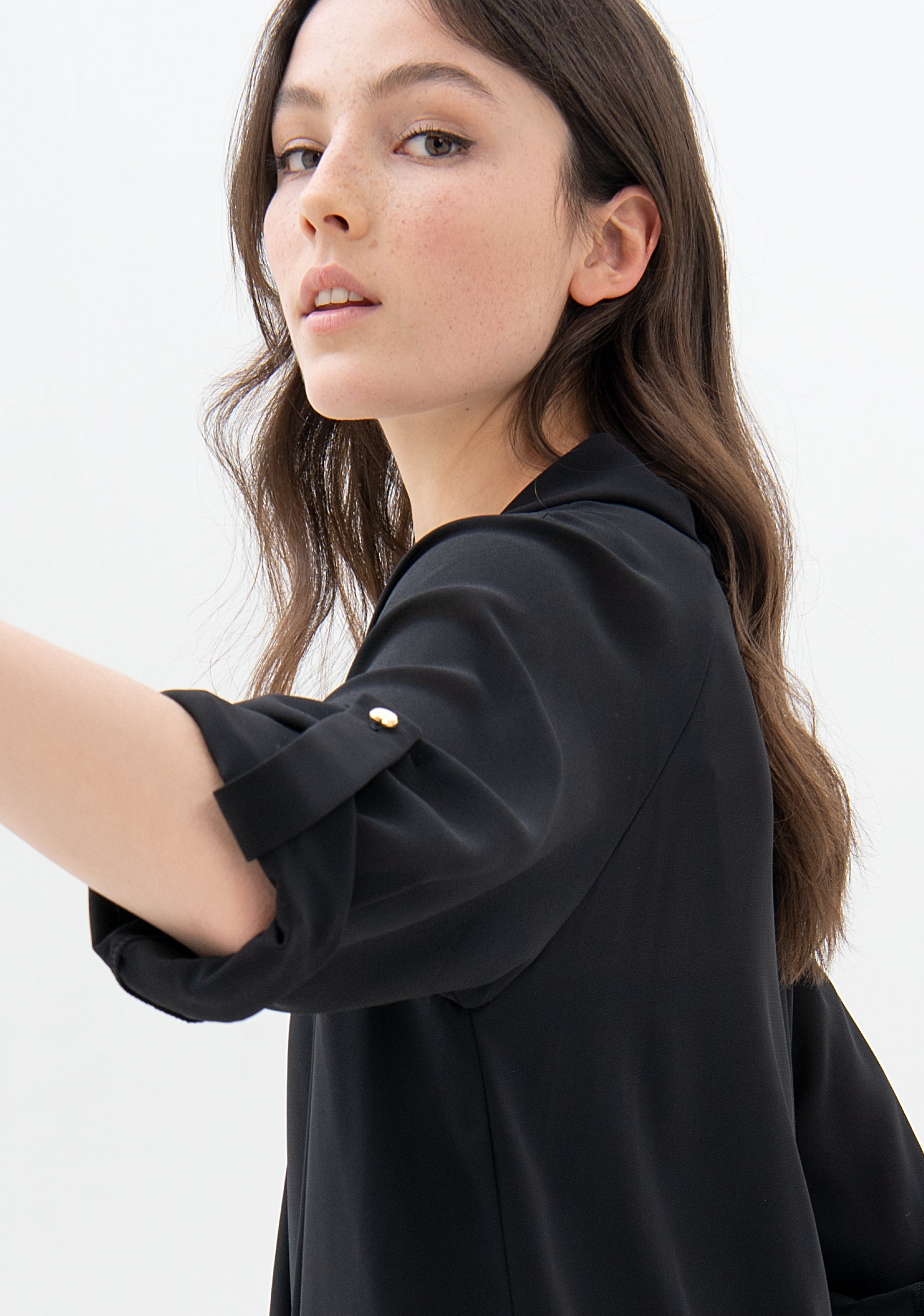 Blusa ampia in georgette con taglio asimmetrico-FRACOMINA-F321WT6005W41201