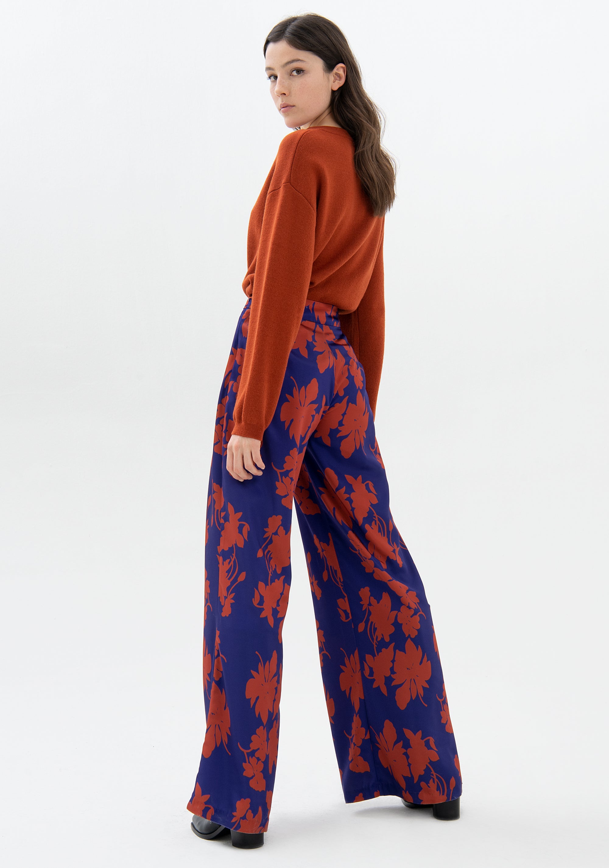 Pantalone palazzo ampio con fantasia floreale-FRACOMINA-F321WV3005W505N4