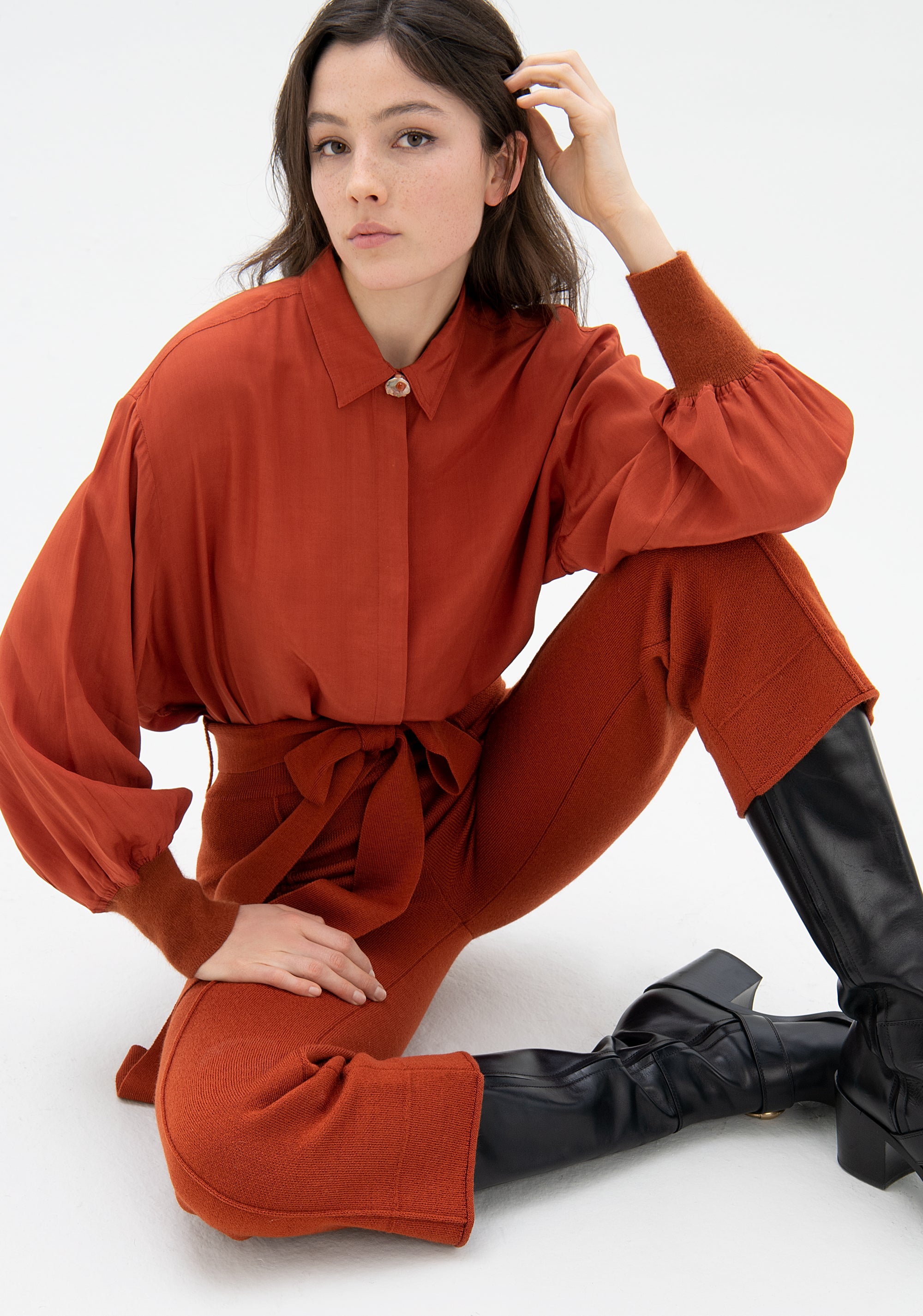 Pantaloni cropped in maglia