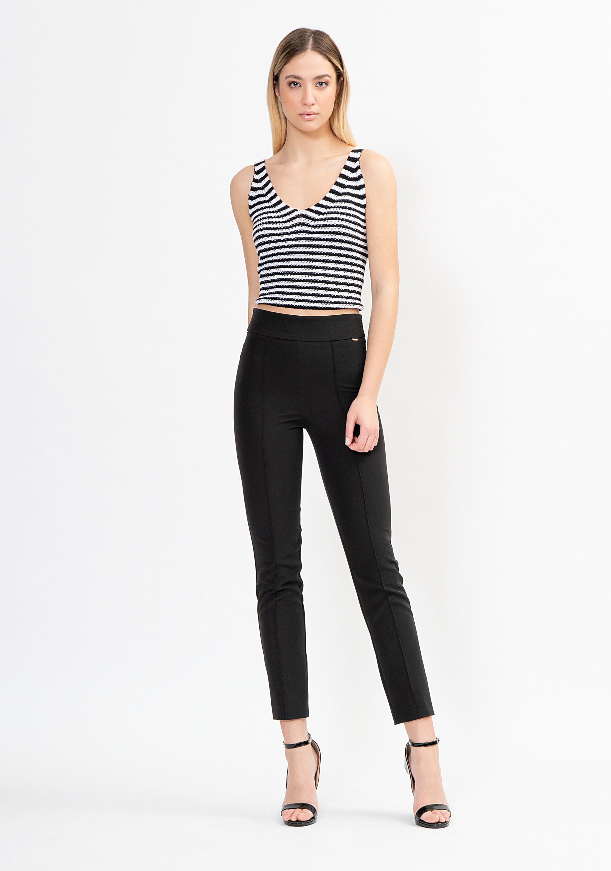 Pantalone slim in tessuto tecnico