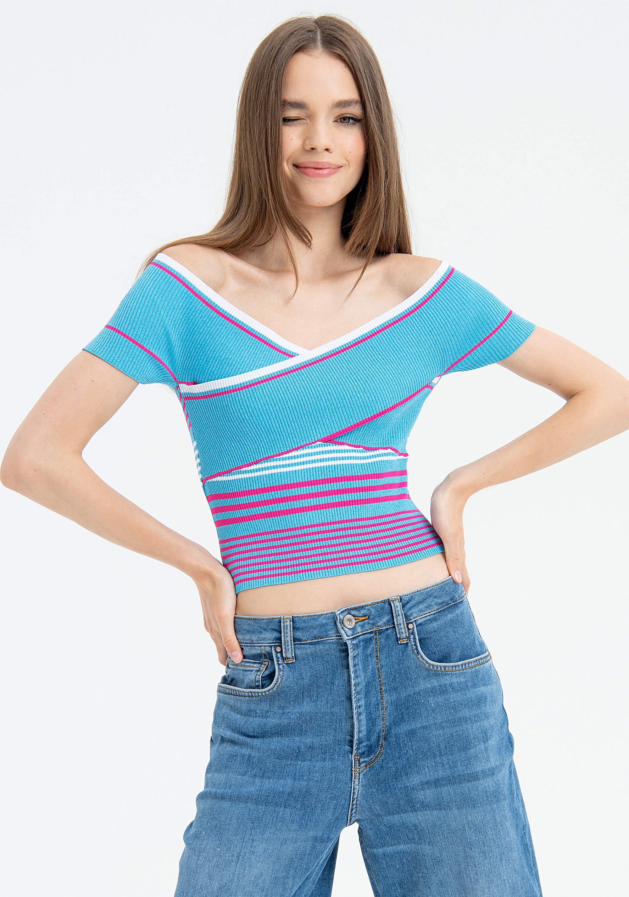 Jeans wide leg in denim con lavaggio medio