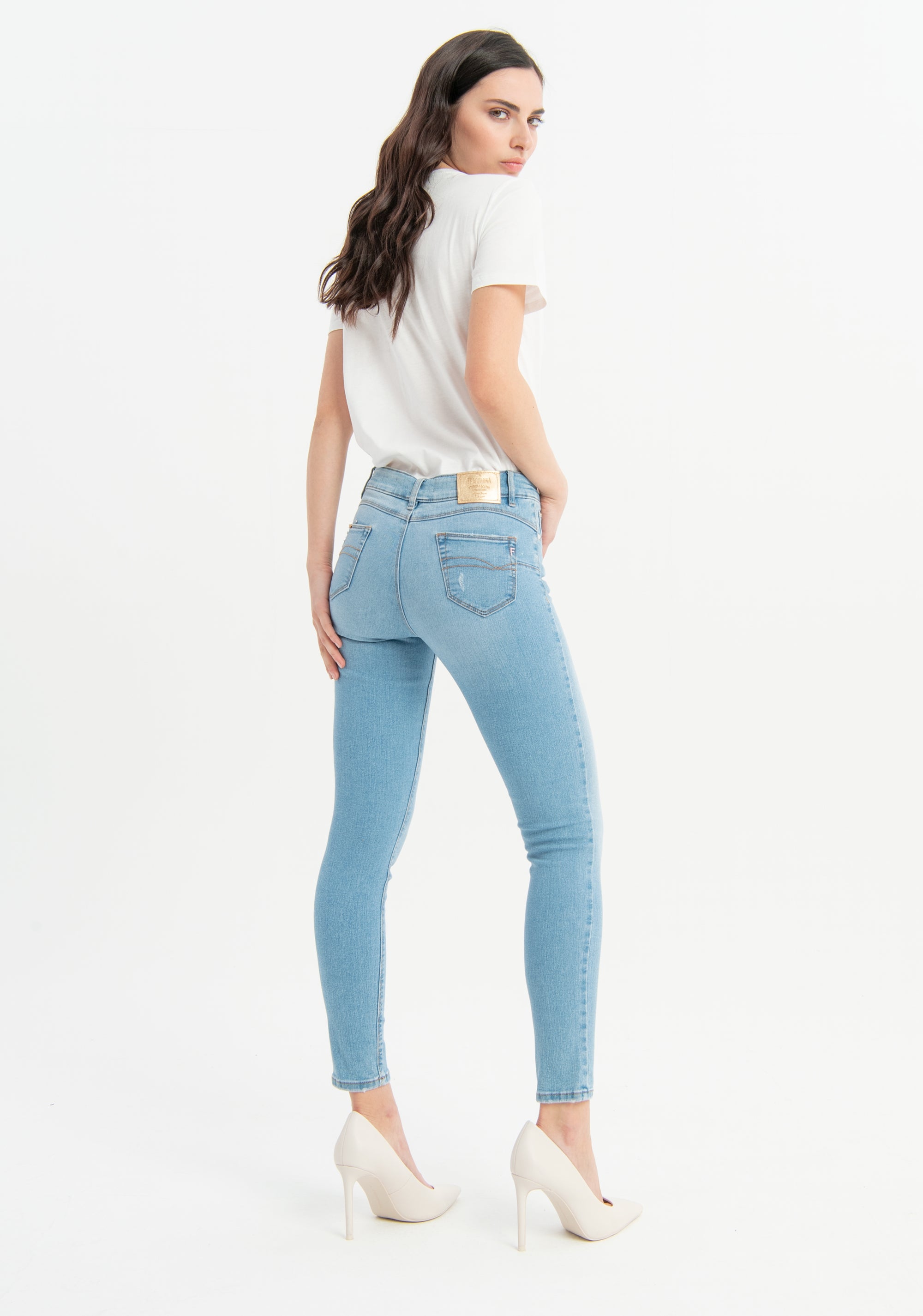 Jeans skinny effetto push up in denim con lavaggio bleached