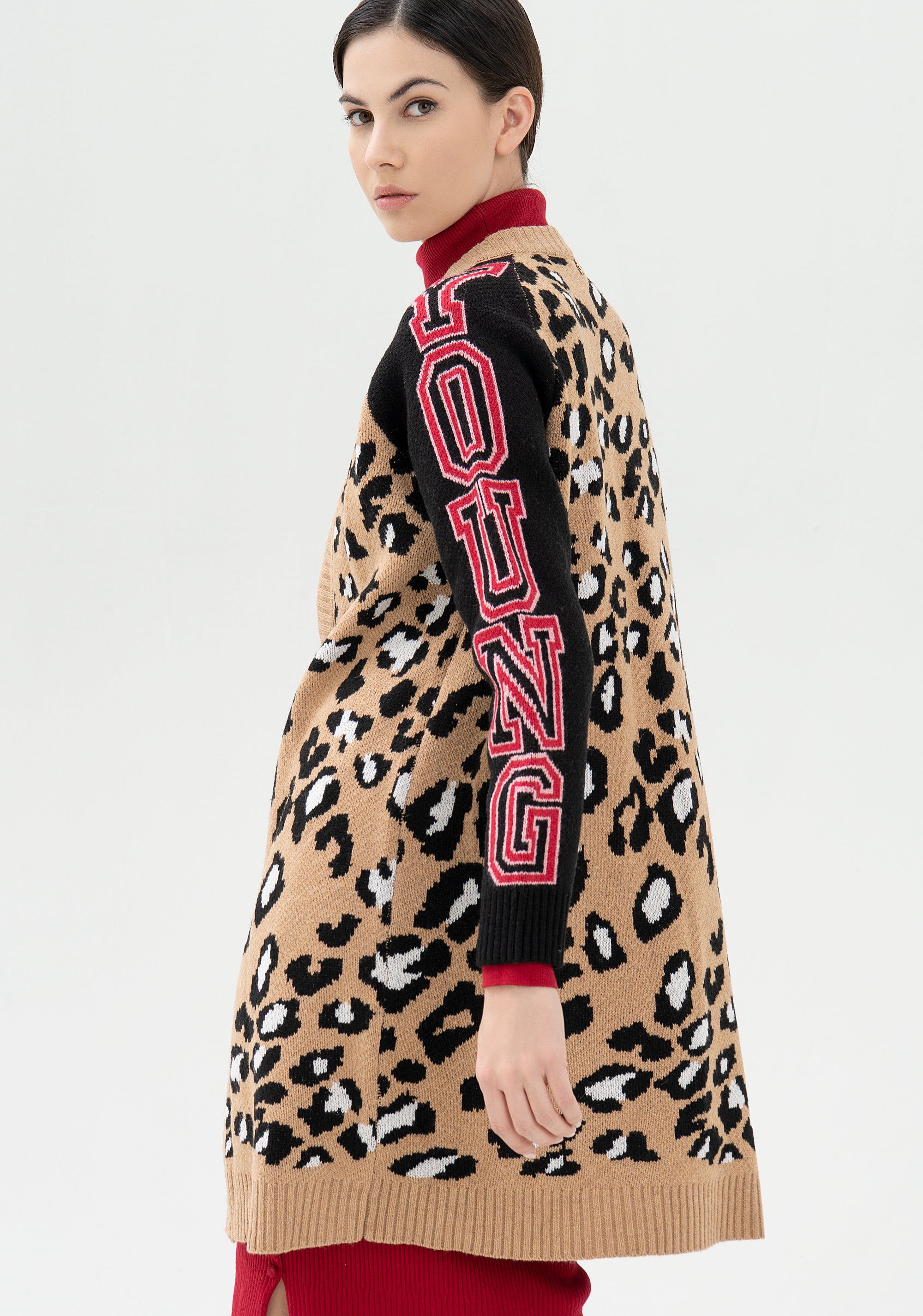 Cardigan over con jacquard animalier e scritte-FRACOMINA-FR21WT8022K461F8